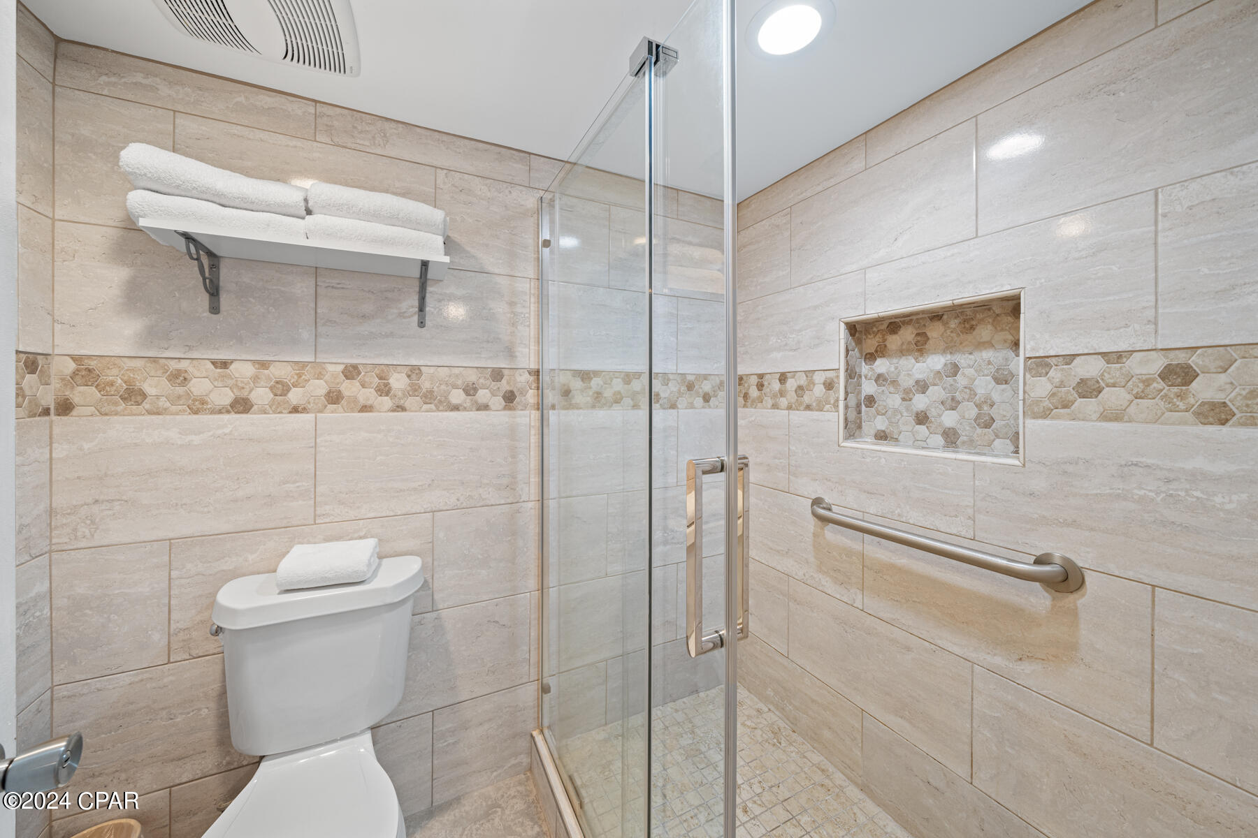 The Commodore - Residential