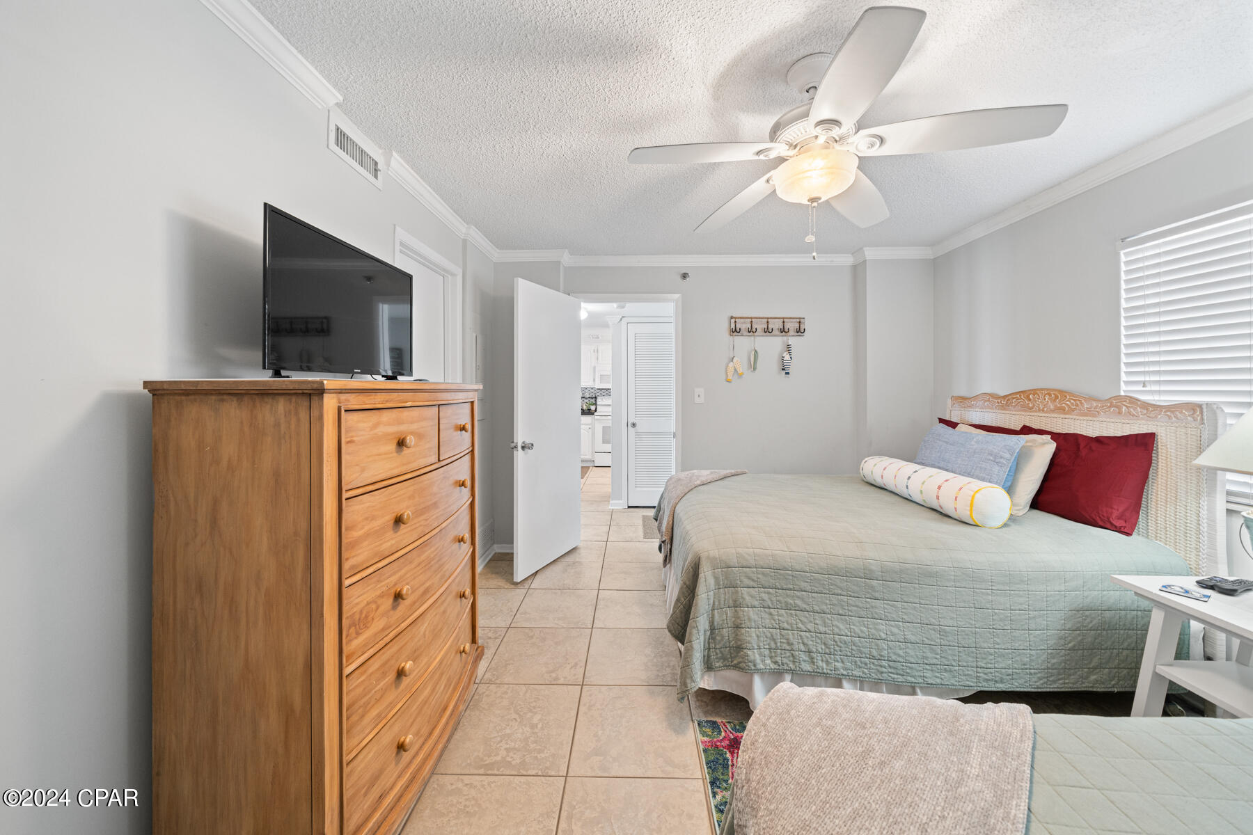 The Commodore - Residential