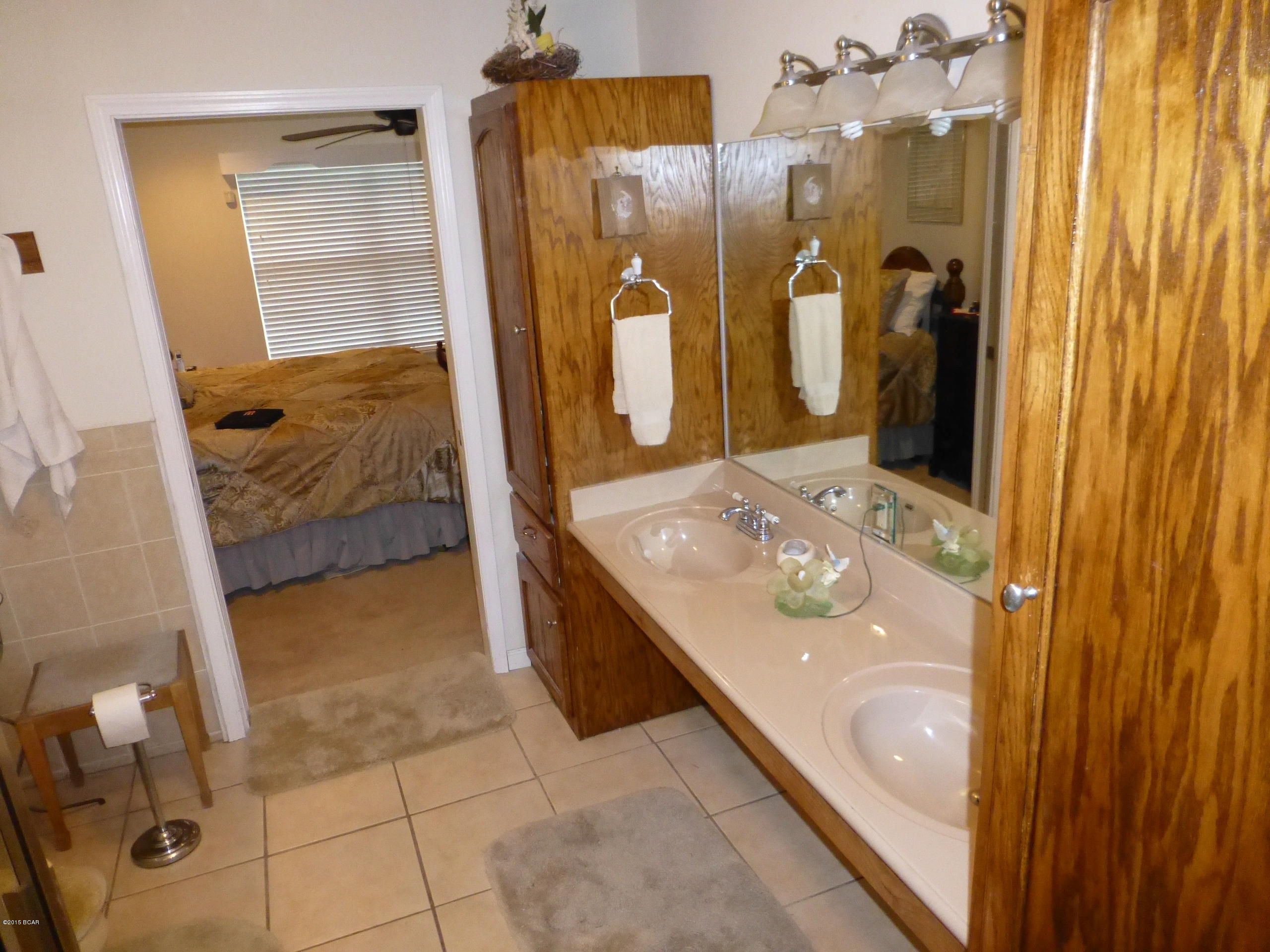 Cooks Bayou Est - Residential