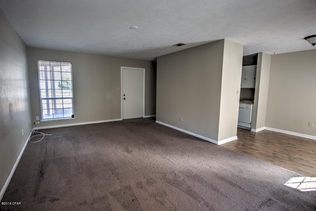 Pinnacle Pines Estate - Residential