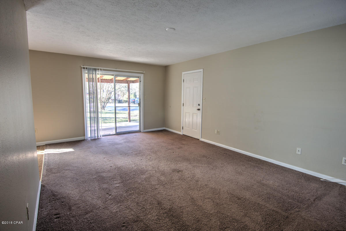 Pinnacle Pines Estate - Residential