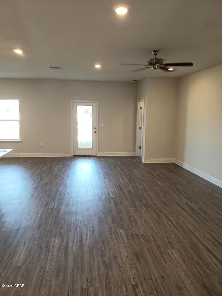 Emerald Cove Villas - Residential