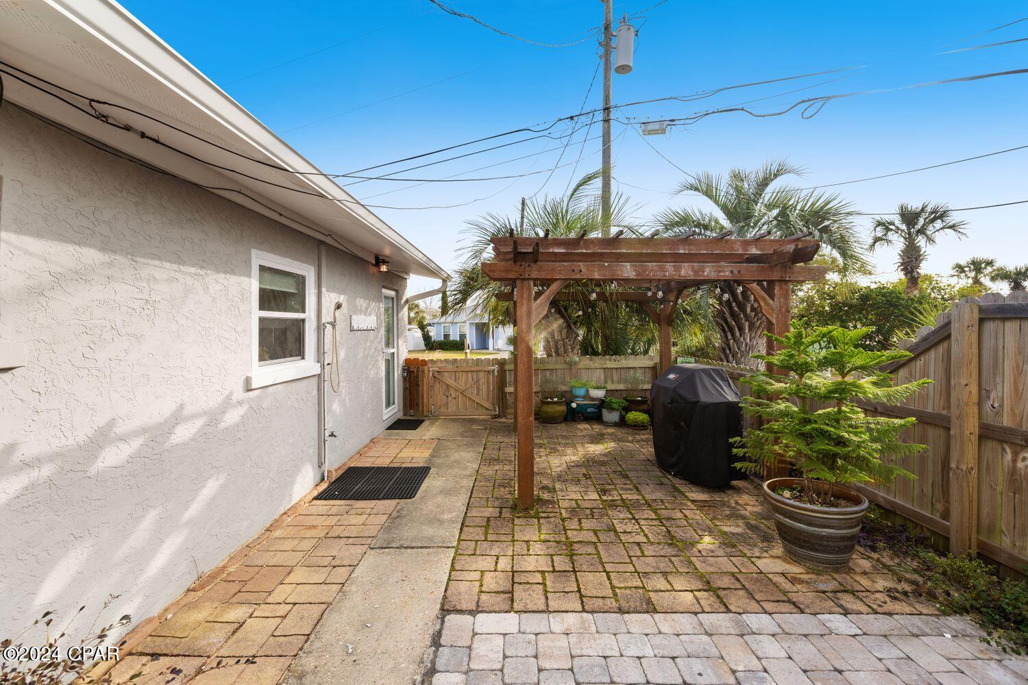 Kiska Beach - Residential