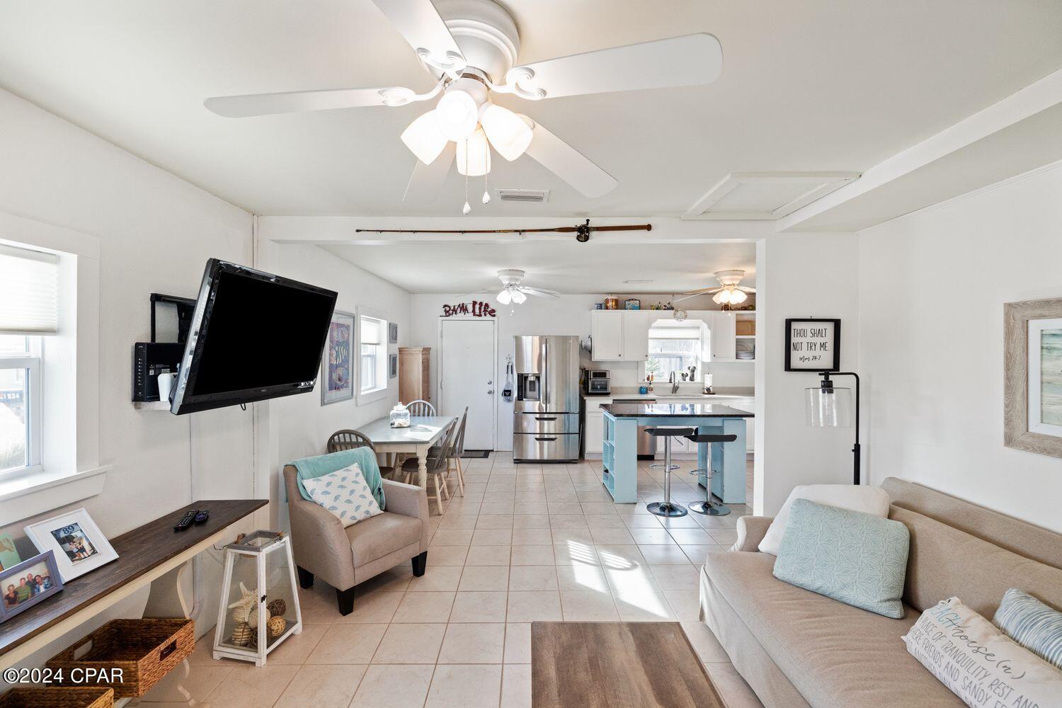 Kiska Beach - Residential