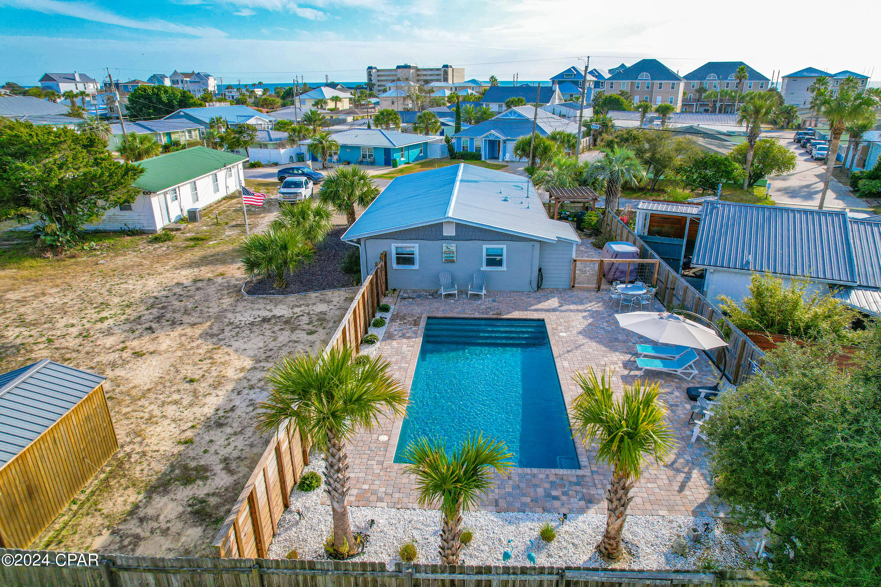 Kiska Beach - Residential