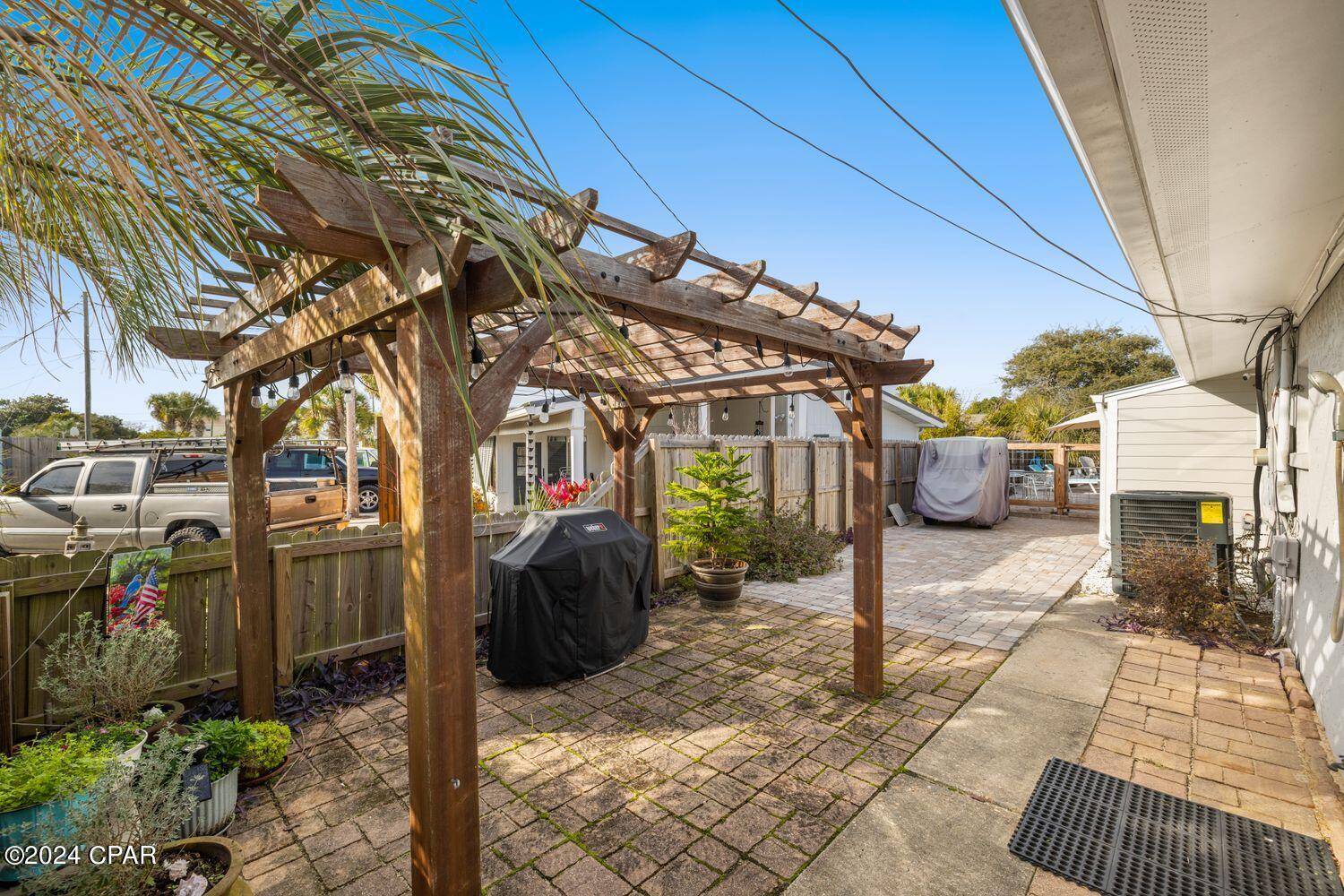 Kiska Beach - Residential