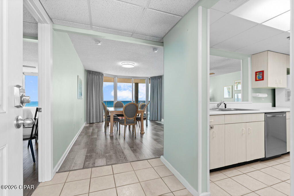 Long Beach Towers IV - Residential