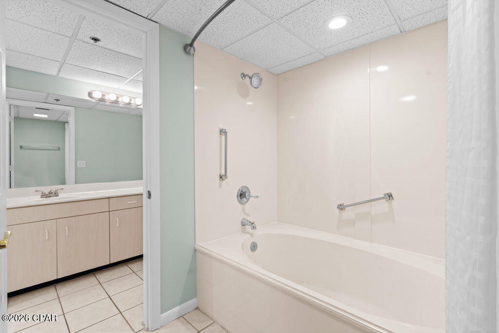 Long Beach Towers IV - Residential