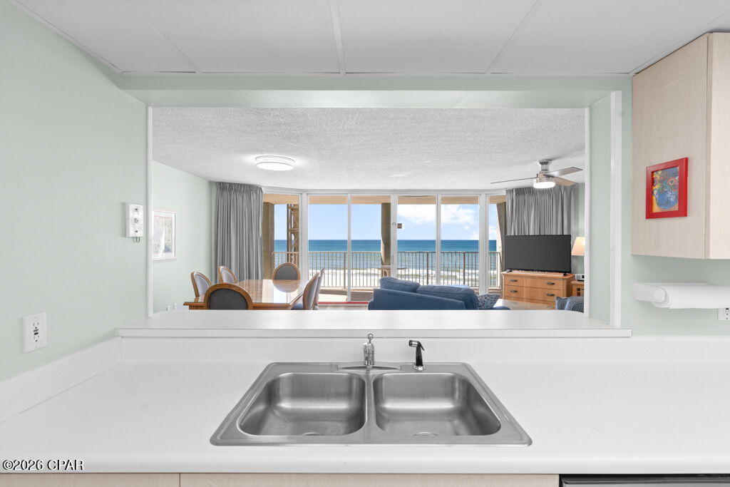 Long Beach Towers IV - Residential