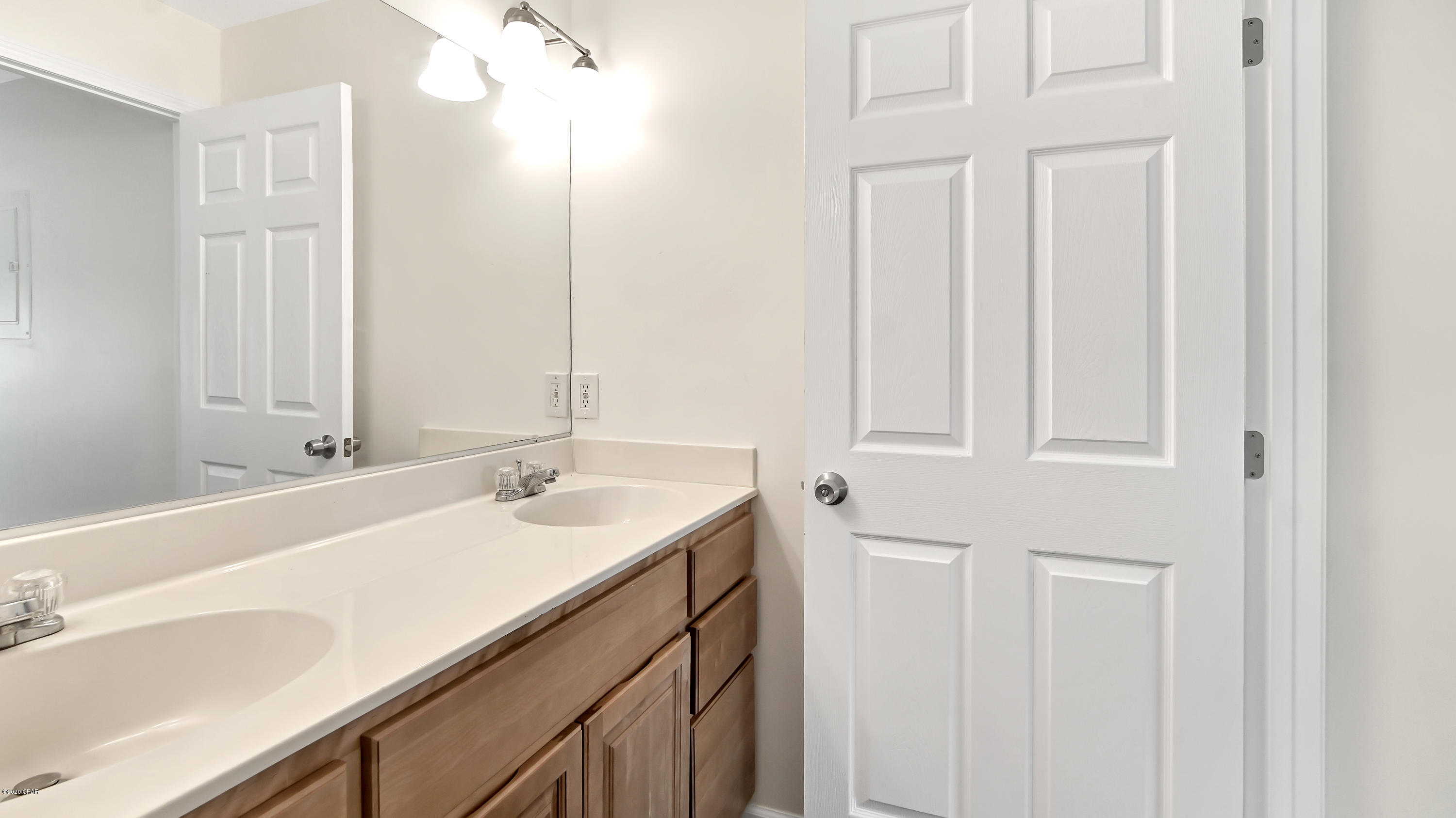 St And Bay Dev Co - Residential