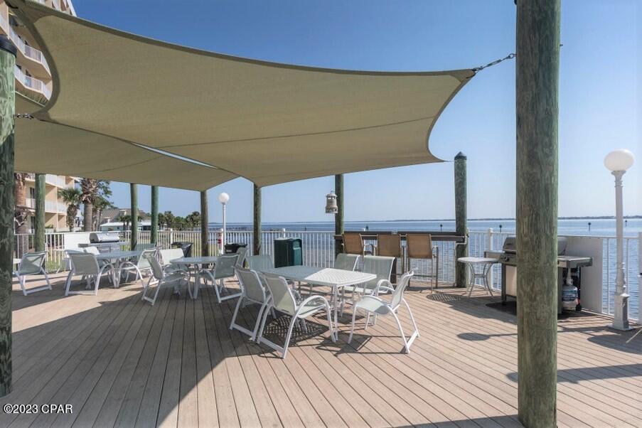 Hibiscus By The Bay - Residential