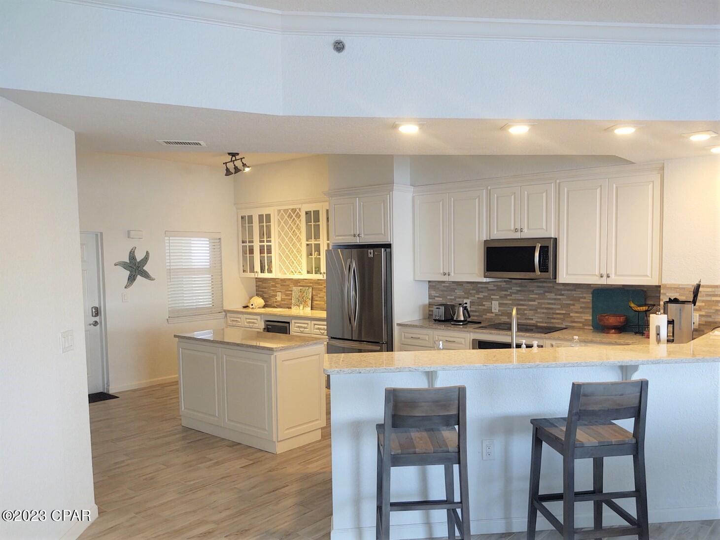 Hibiscus By The Bay - Residential