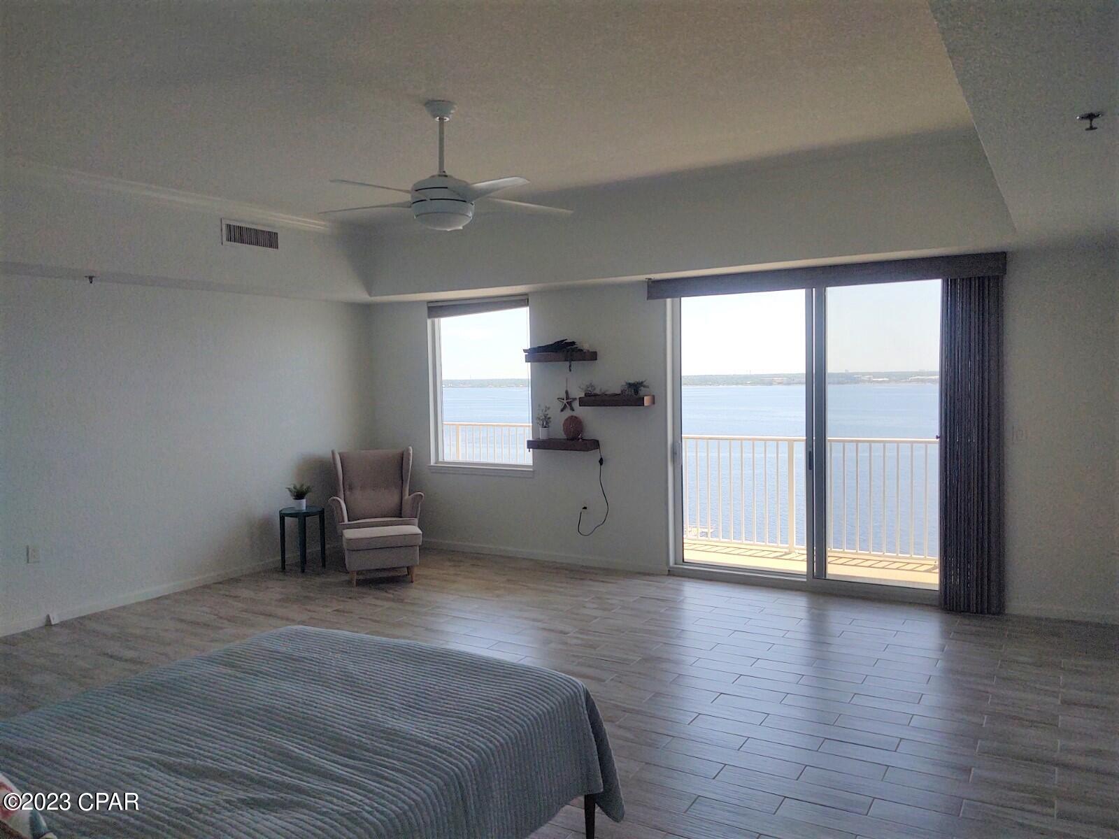 Hibiscus By The Bay - Residential