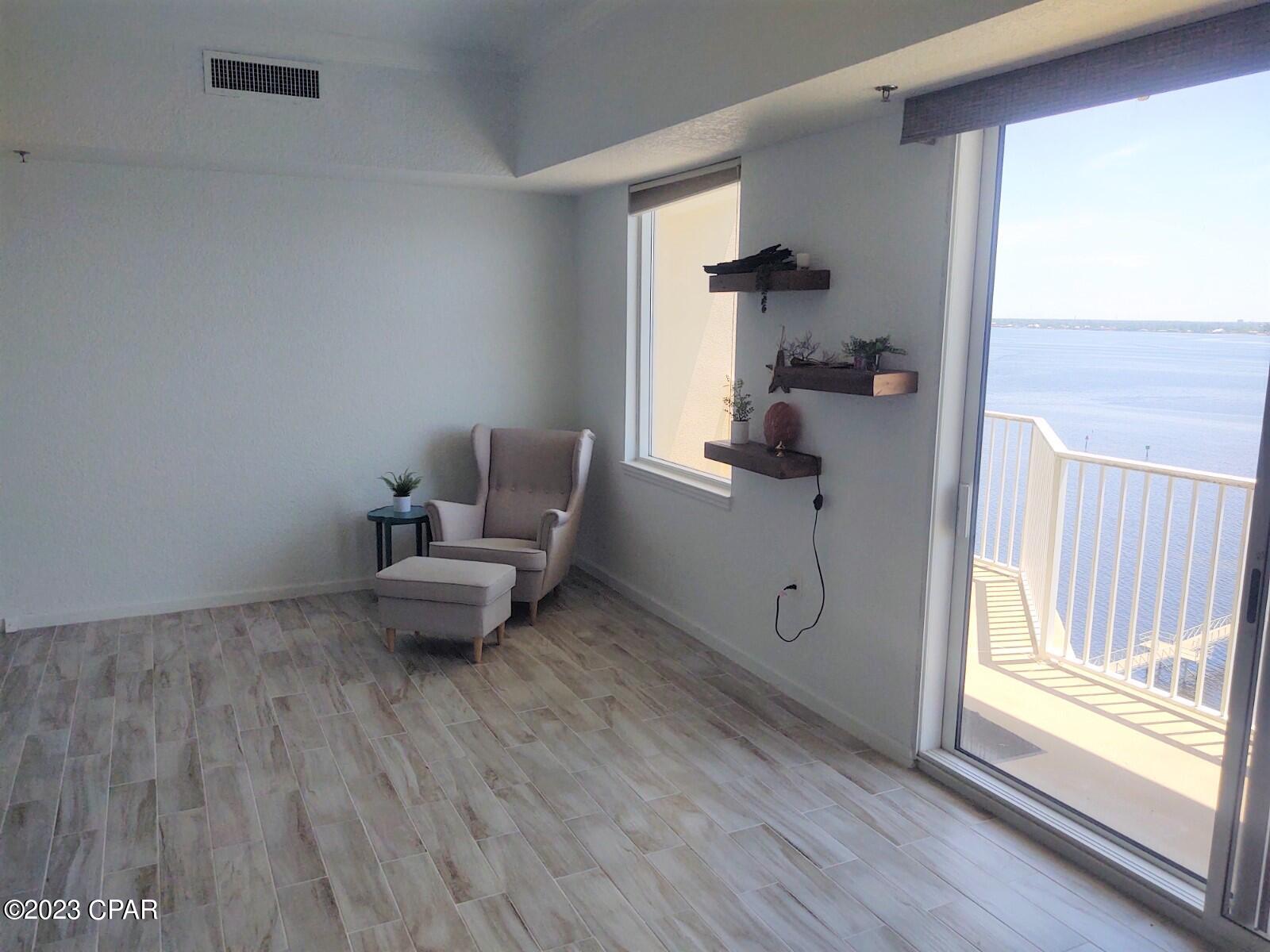 Hibiscus By The Bay - Residential