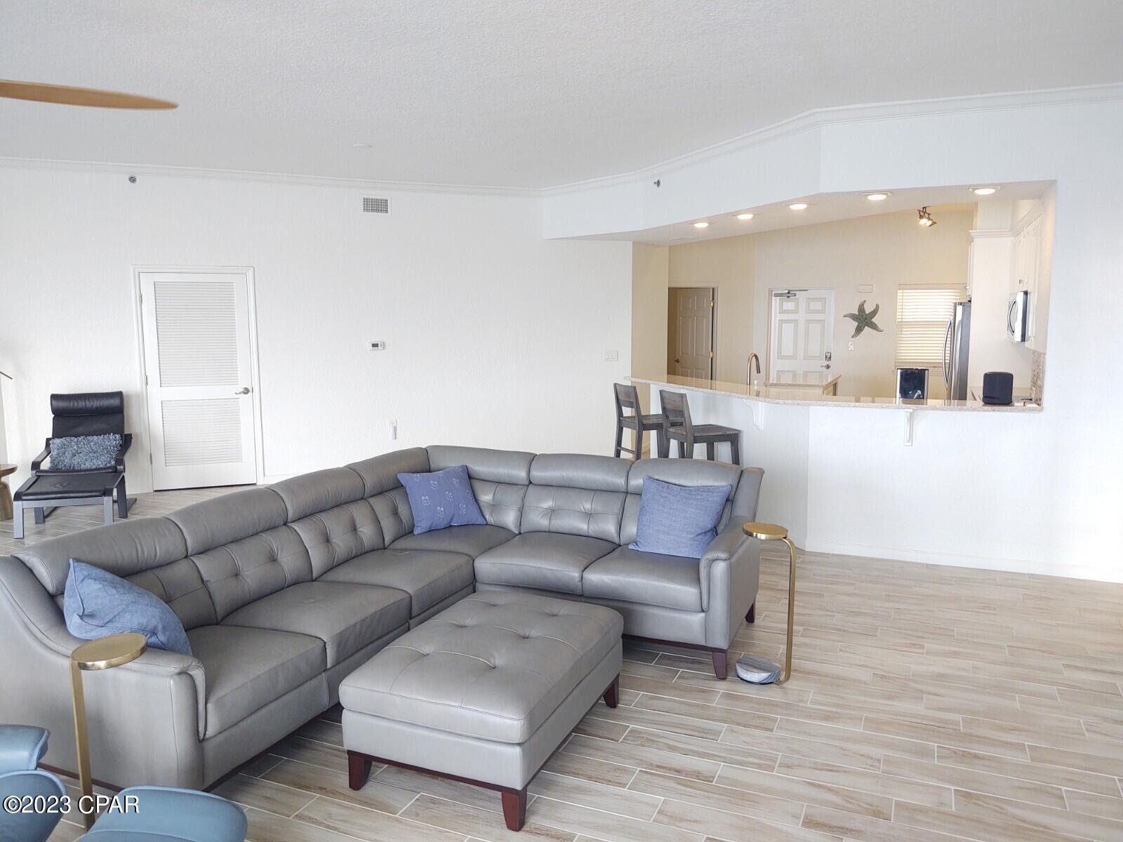 Hibiscus By The Bay - Residential