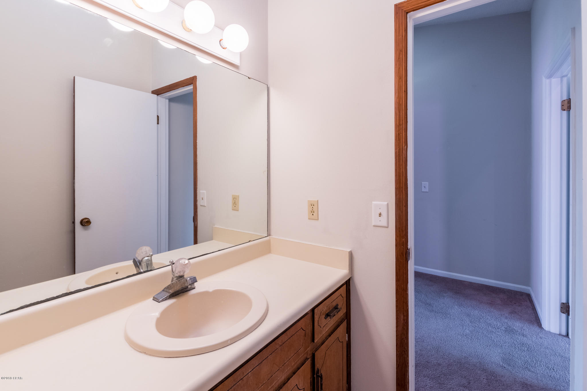 Villa Chateaus - Residential