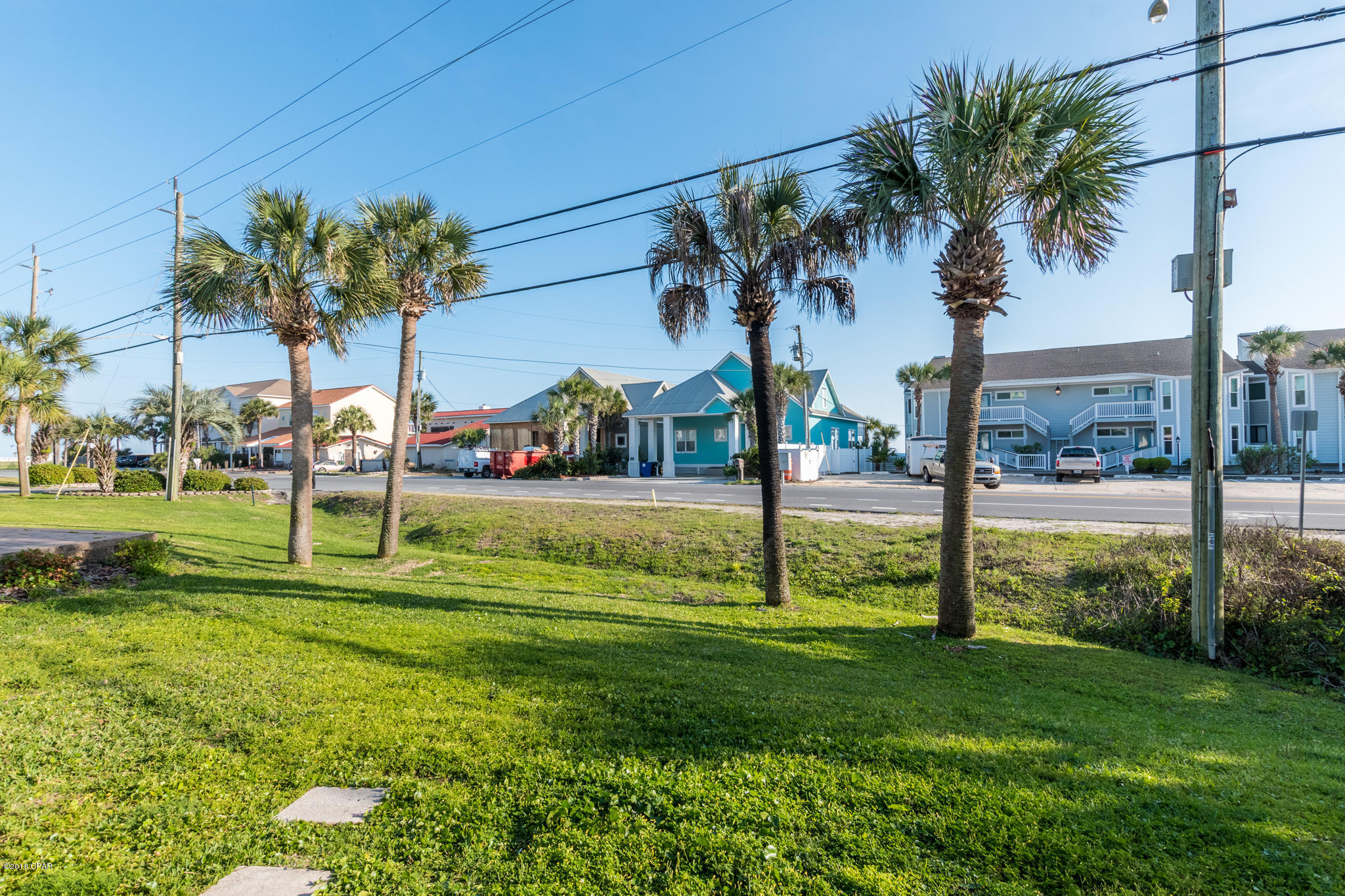 Villa Chateaus - Residential