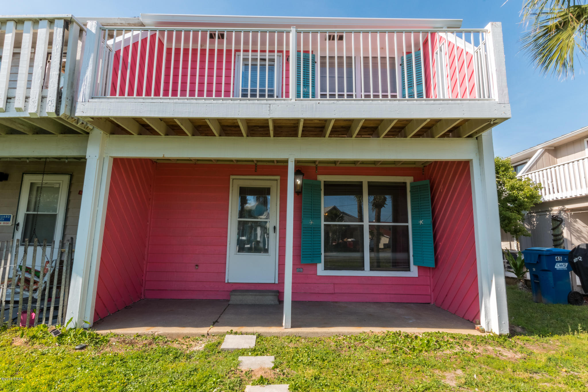 Villa Chateaus - Residential