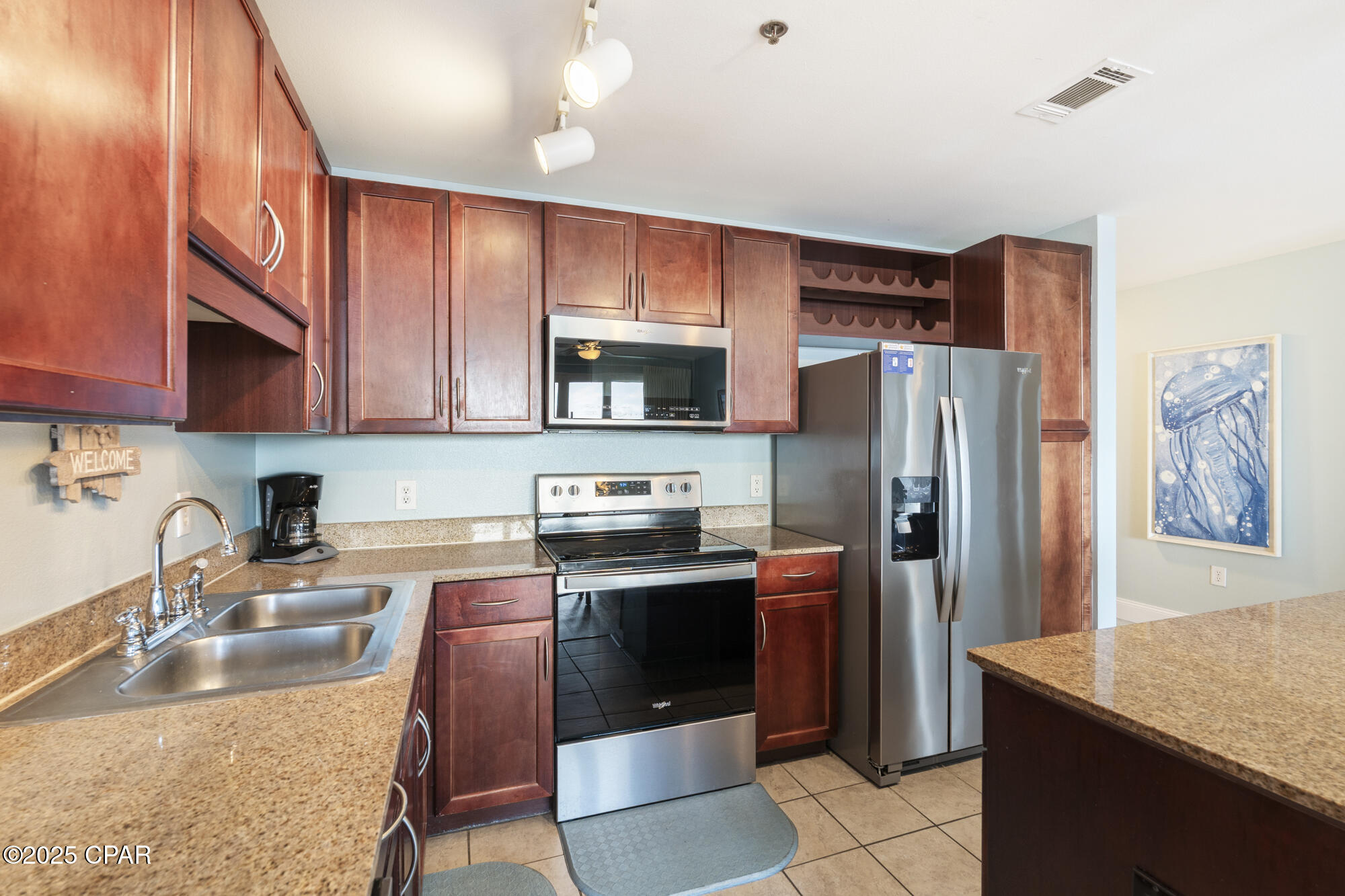 Laketown Wharf - Residential