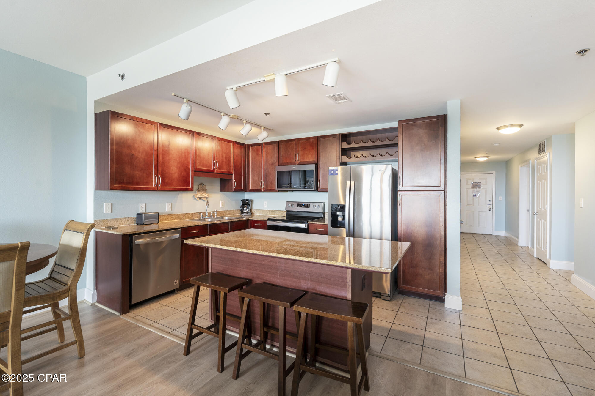 Laketown Wharf - Residential