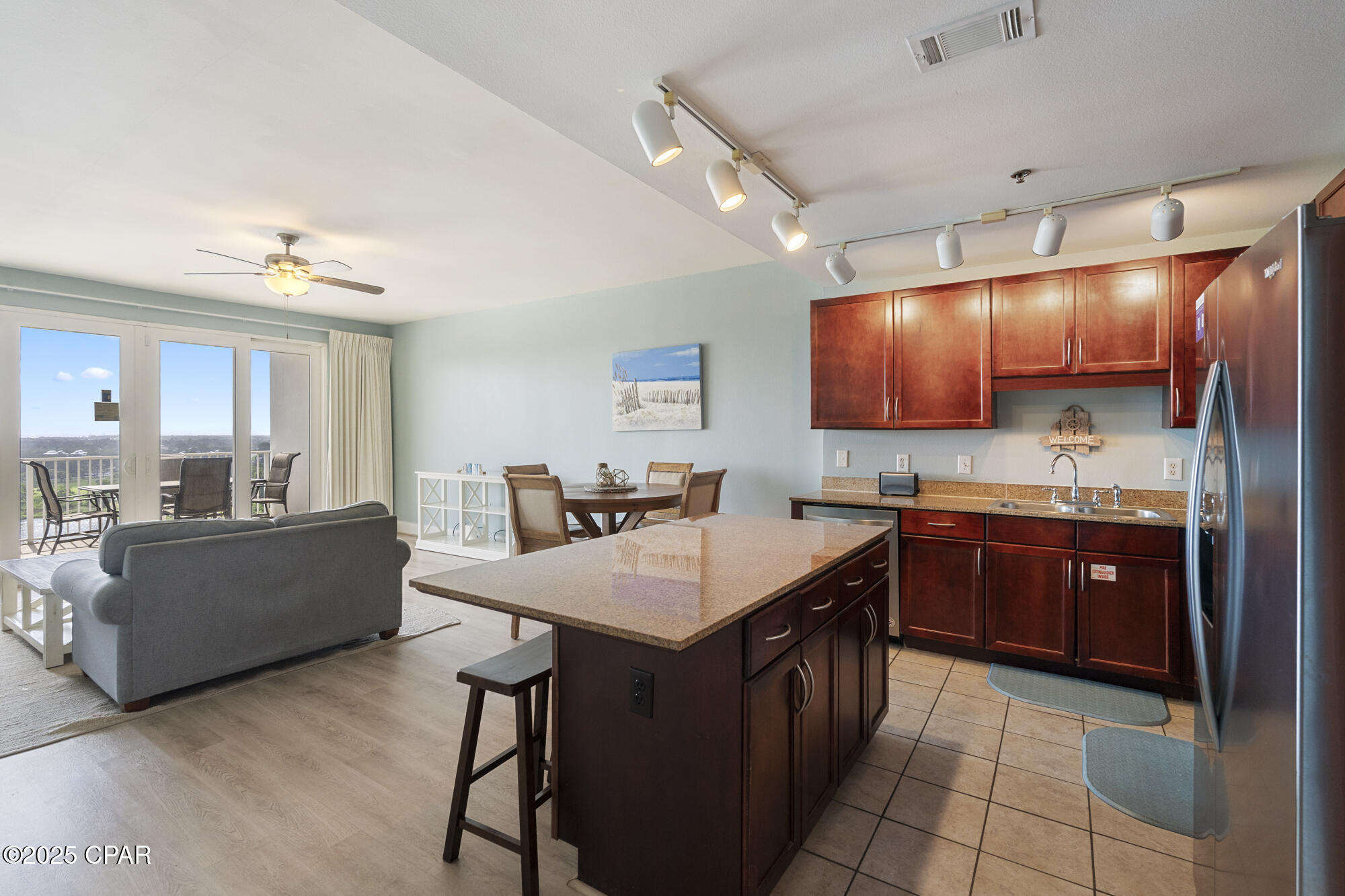 Laketown Wharf - Residential