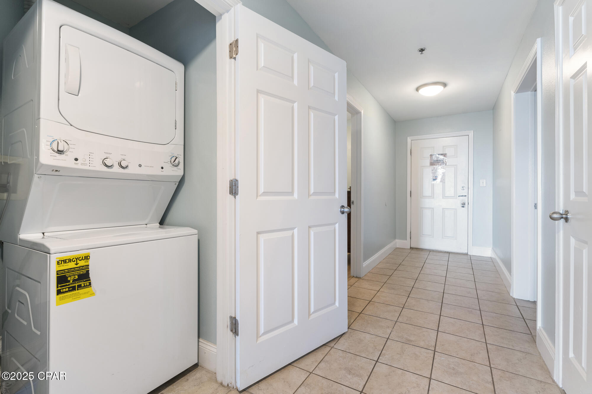 Laketown Wharf - Residential