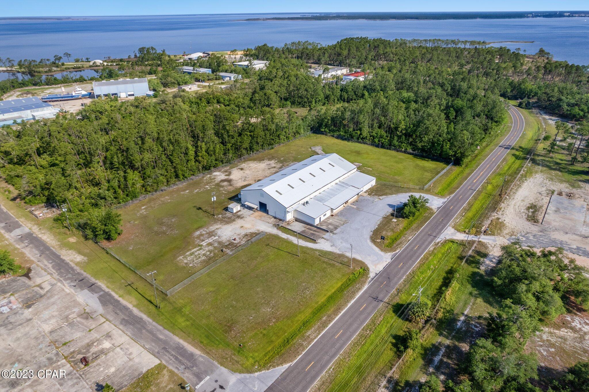 [No Recorded Subdiv] - Commercial Sale