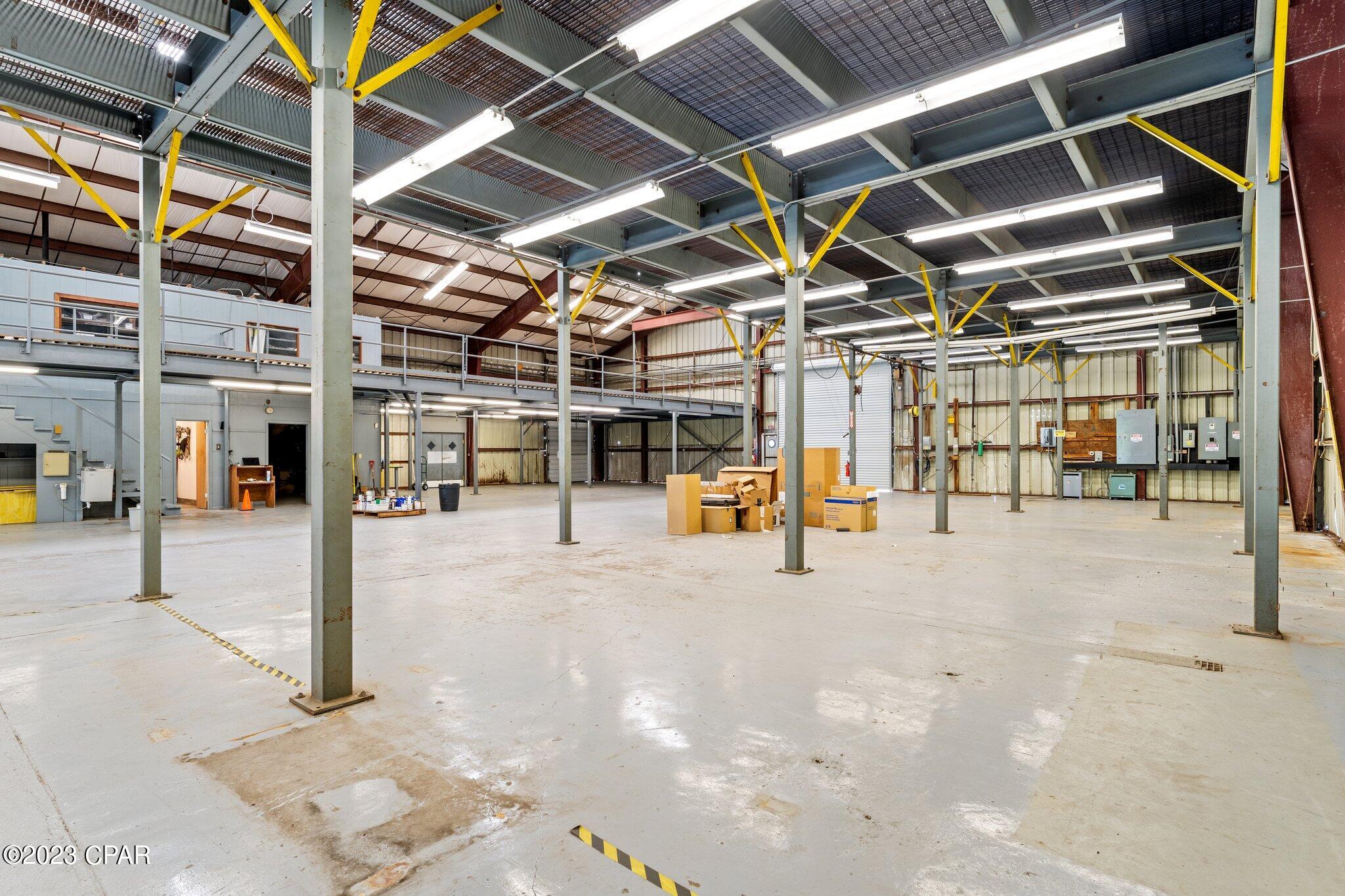 [No Recorded Subdiv] - Commercial Sale