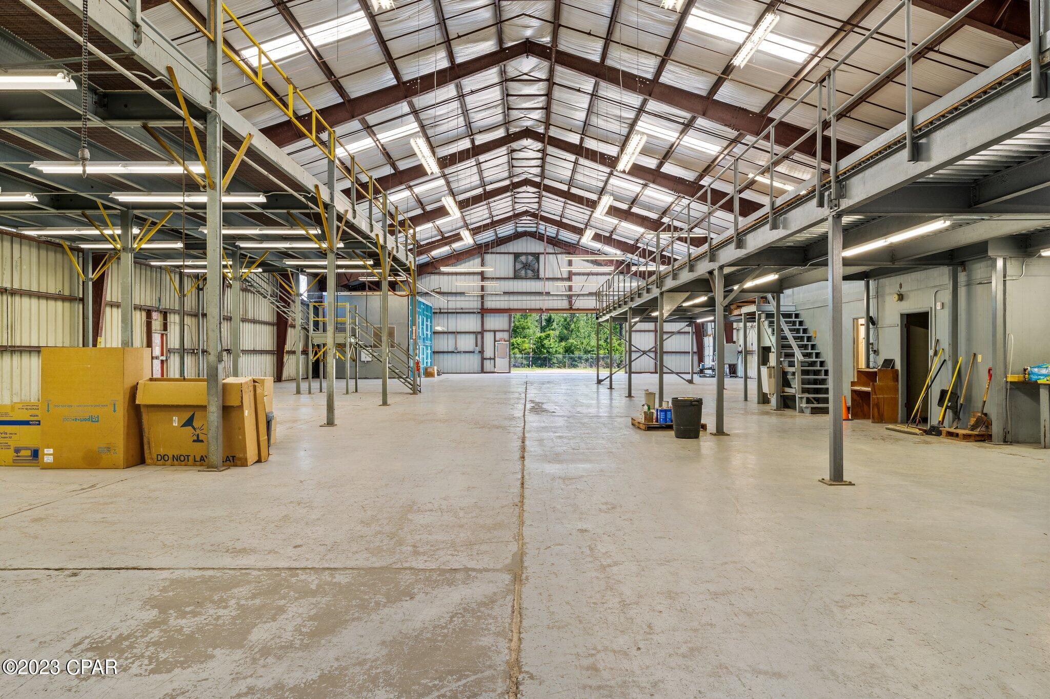 [No Recorded Subdiv] - Commercial Sale