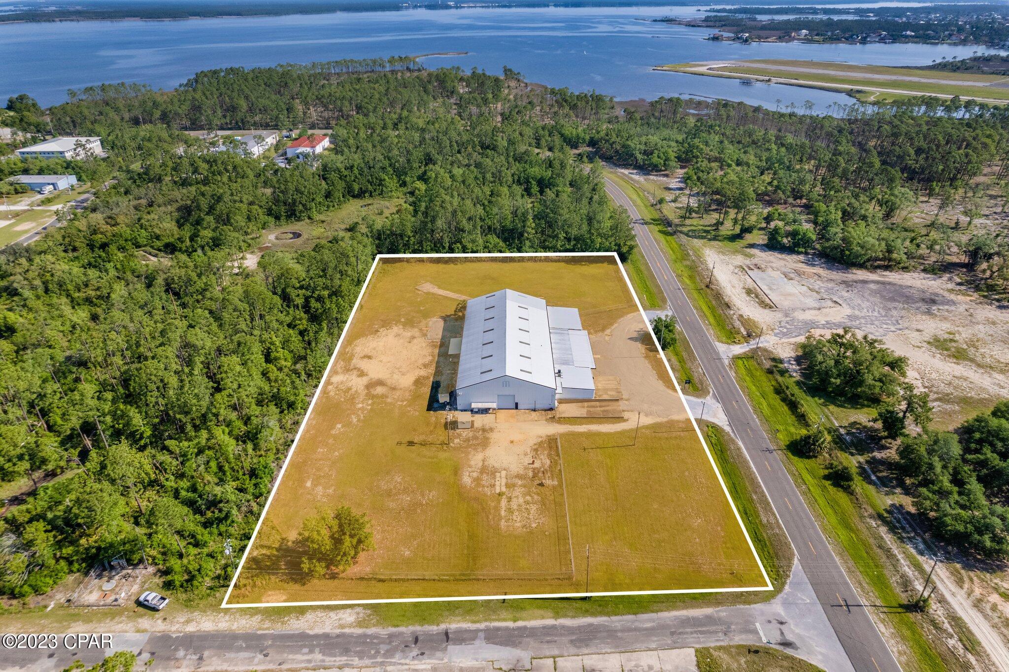 [No Recorded Subdiv] - Commercial Sale