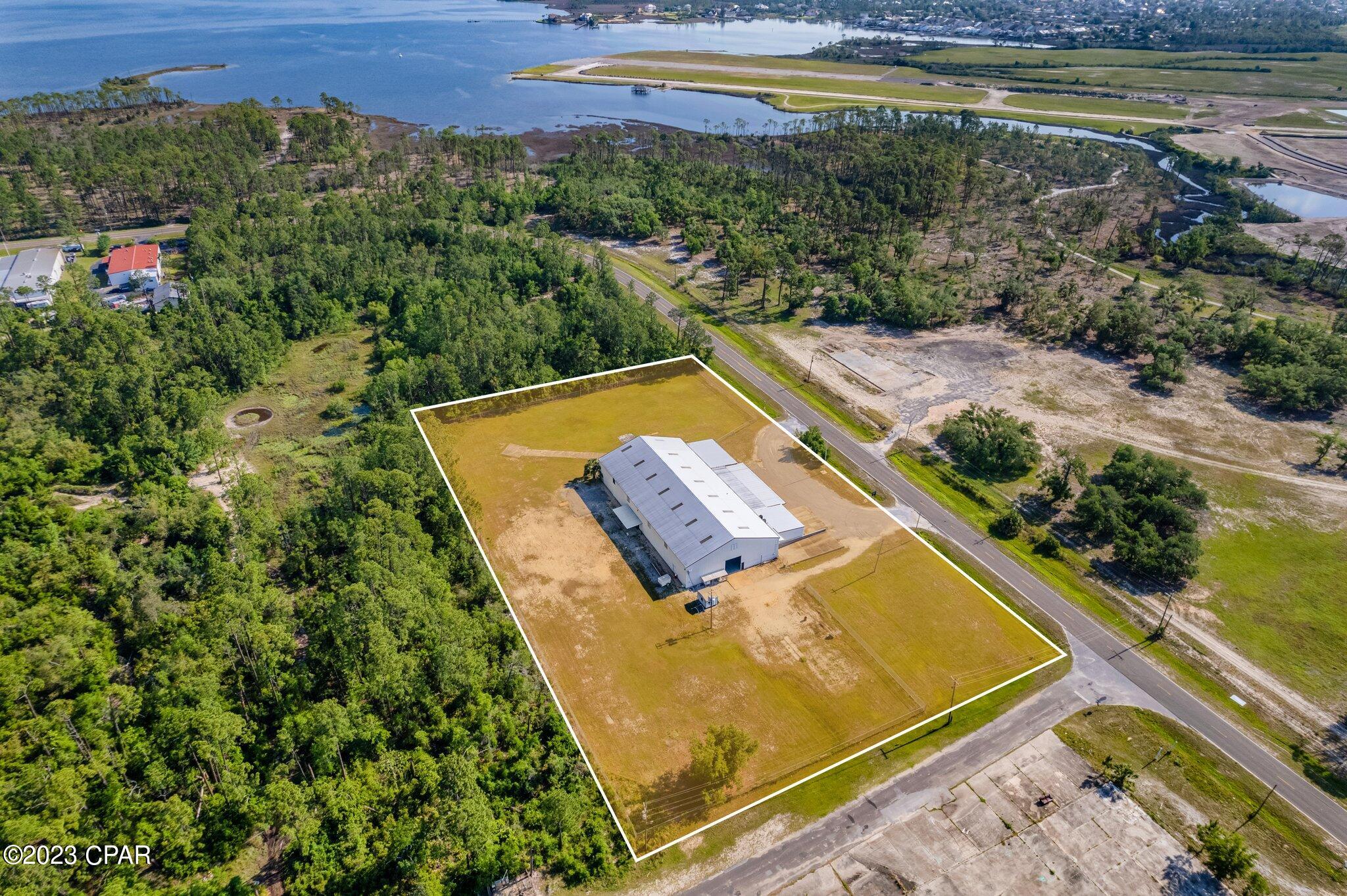 [No Recorded Subdiv] - Commercial Sale