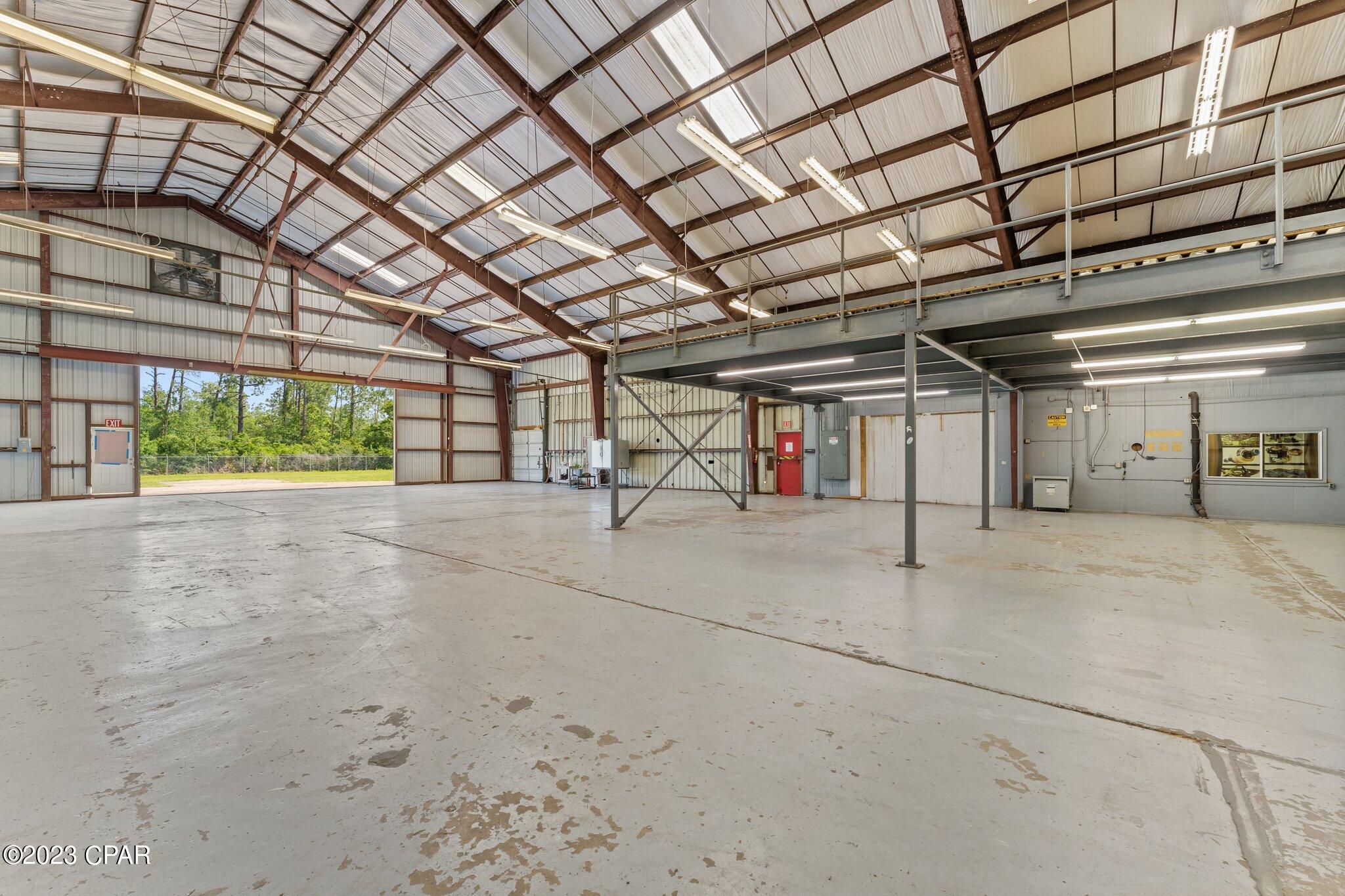 [No Recorded Subdiv] - Commercial Sale