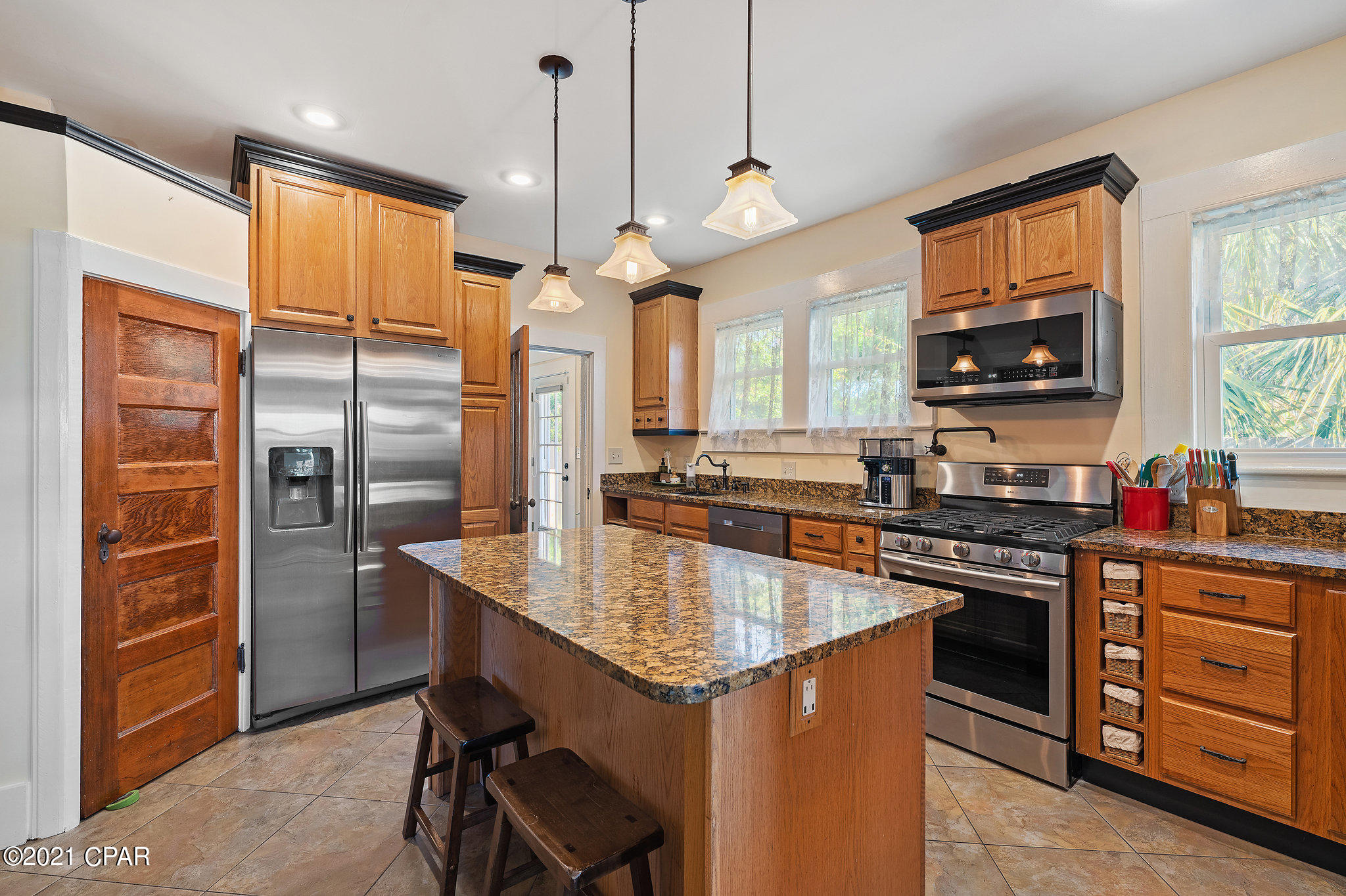 [No Recorded Subdiv] - Residential