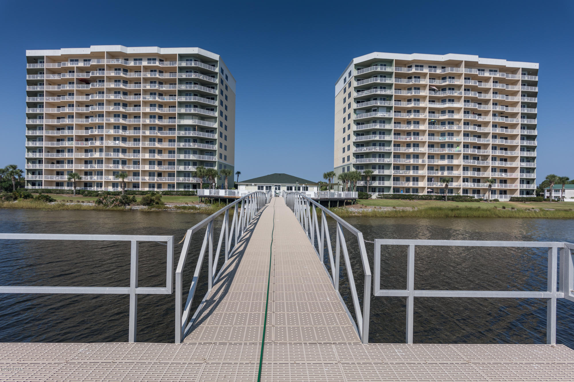 Hibiscus By The Bay - Residential