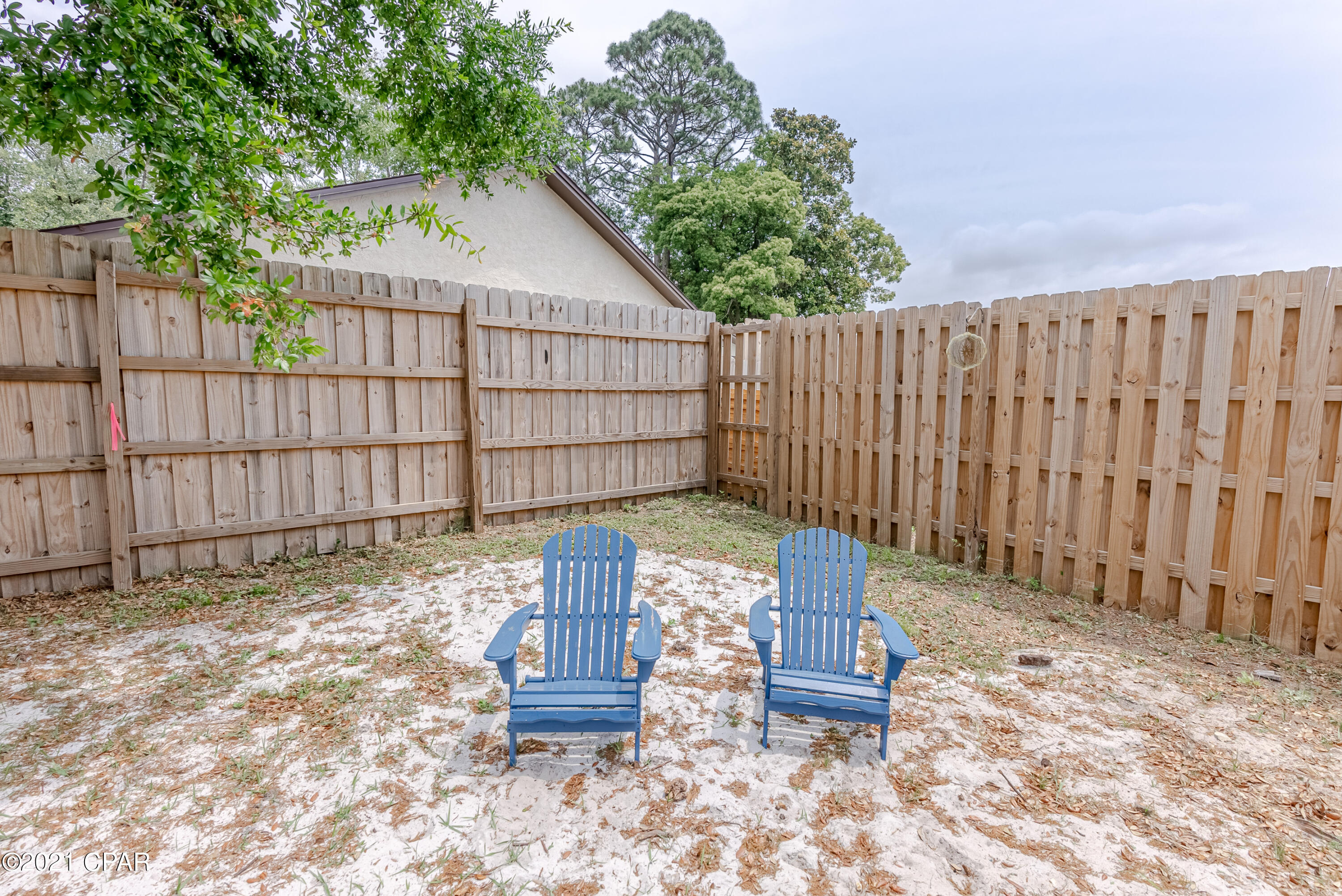 North Lagoon Oaks - Residential