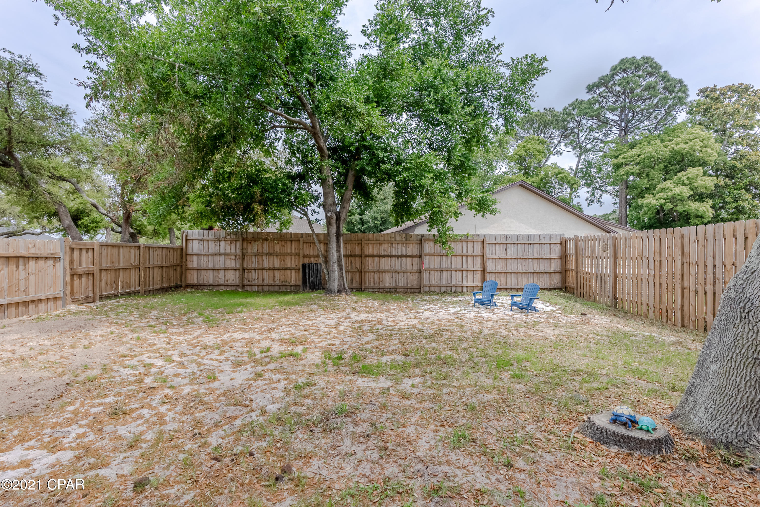 North Lagoon Oaks - Residential