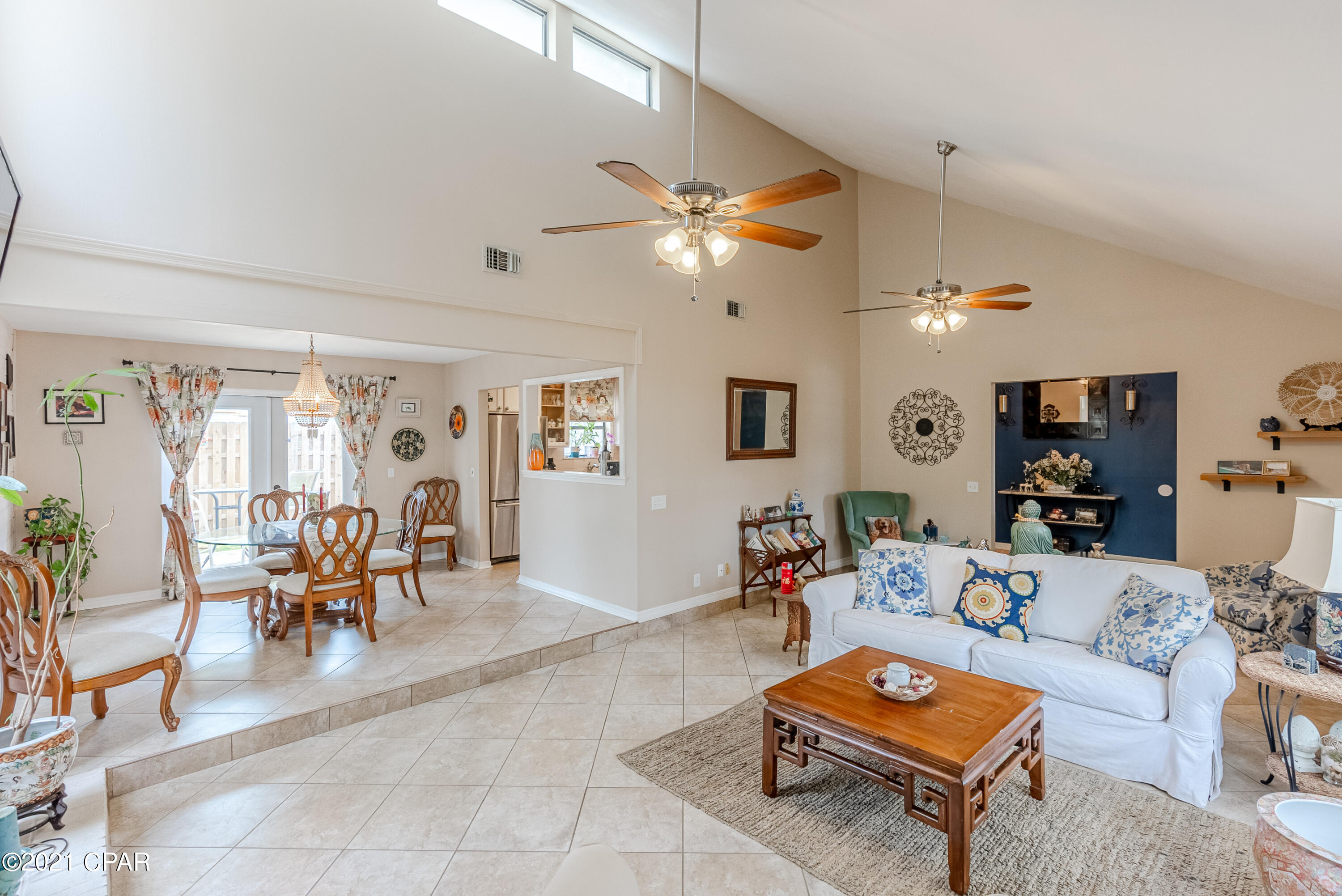 North Lagoon Oaks - Residential