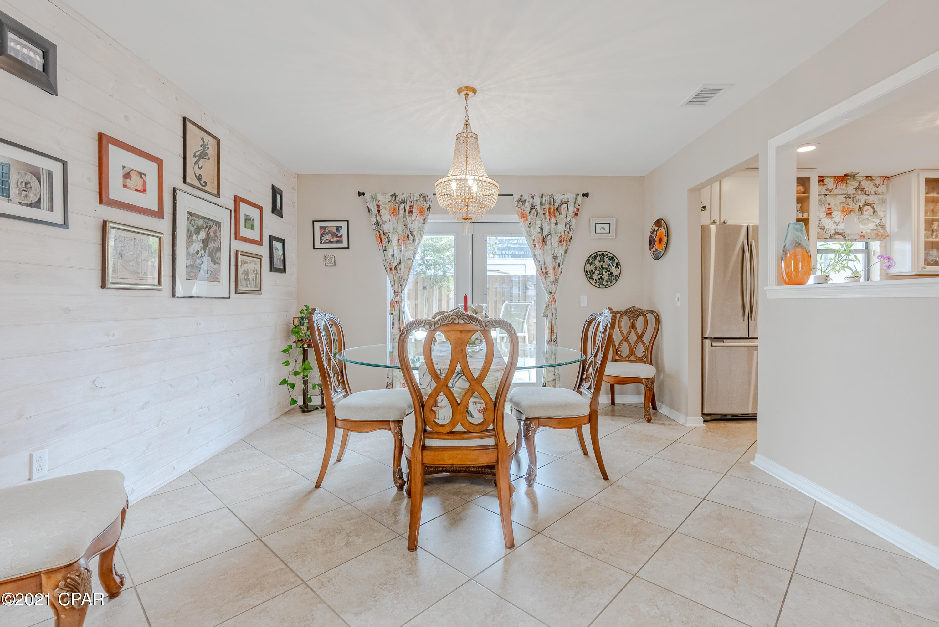 North Lagoon Oaks - Residential