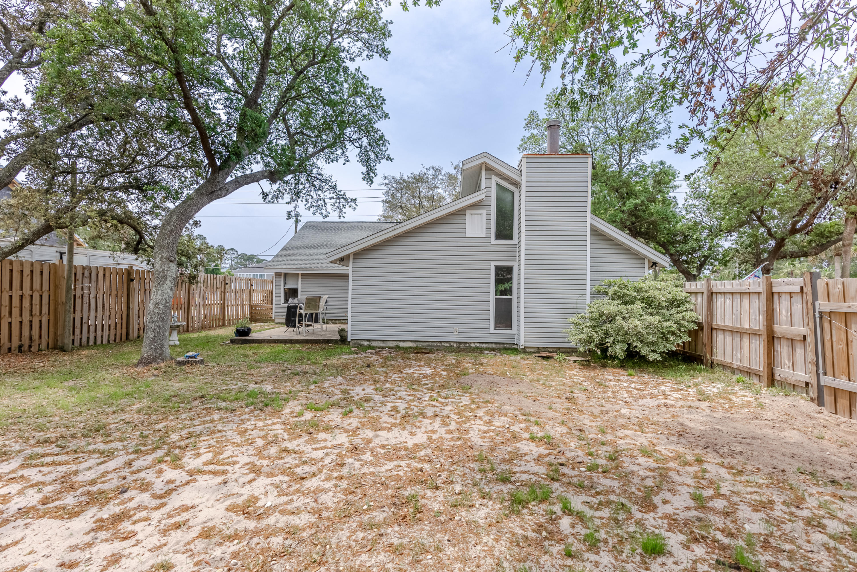 North Lagoon Oaks - Residential