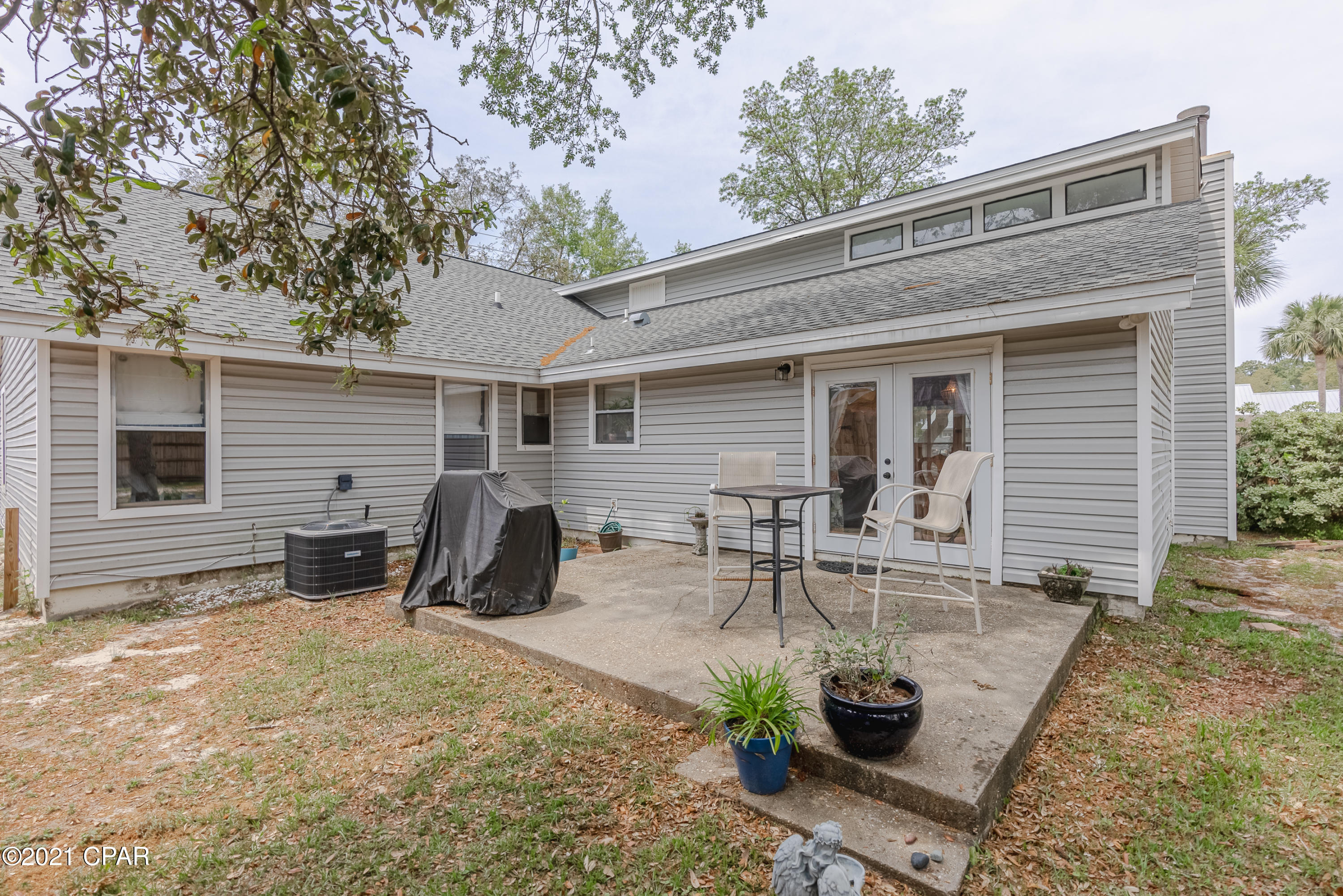 North Lagoon Oaks - Residential