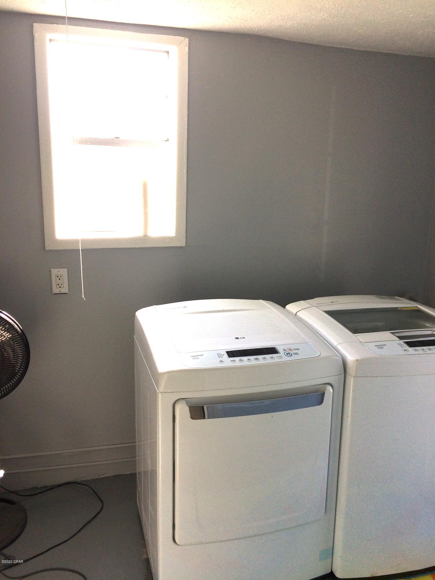 Hutchison's 1st To Bahama Bch - Residential