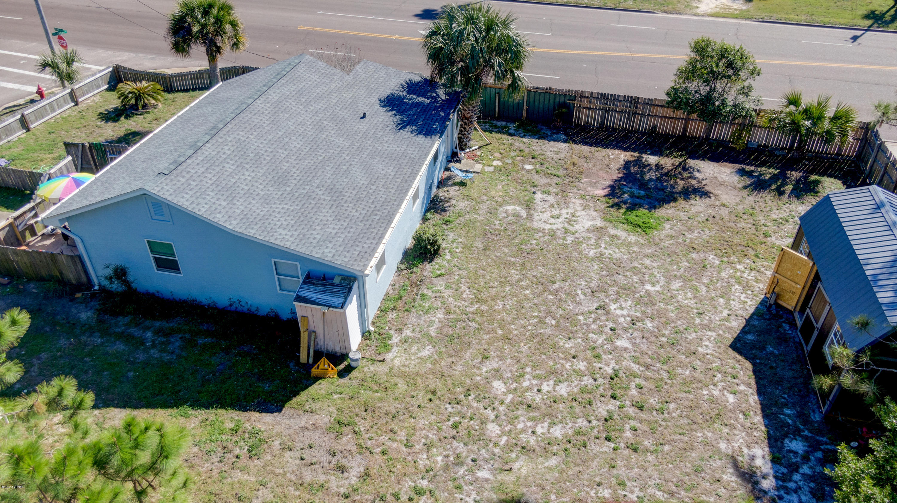 Hutchison's 1st To Bahama Bch - Residential