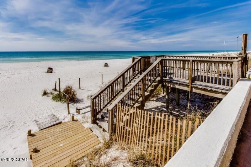 Pelican Walk - Residential