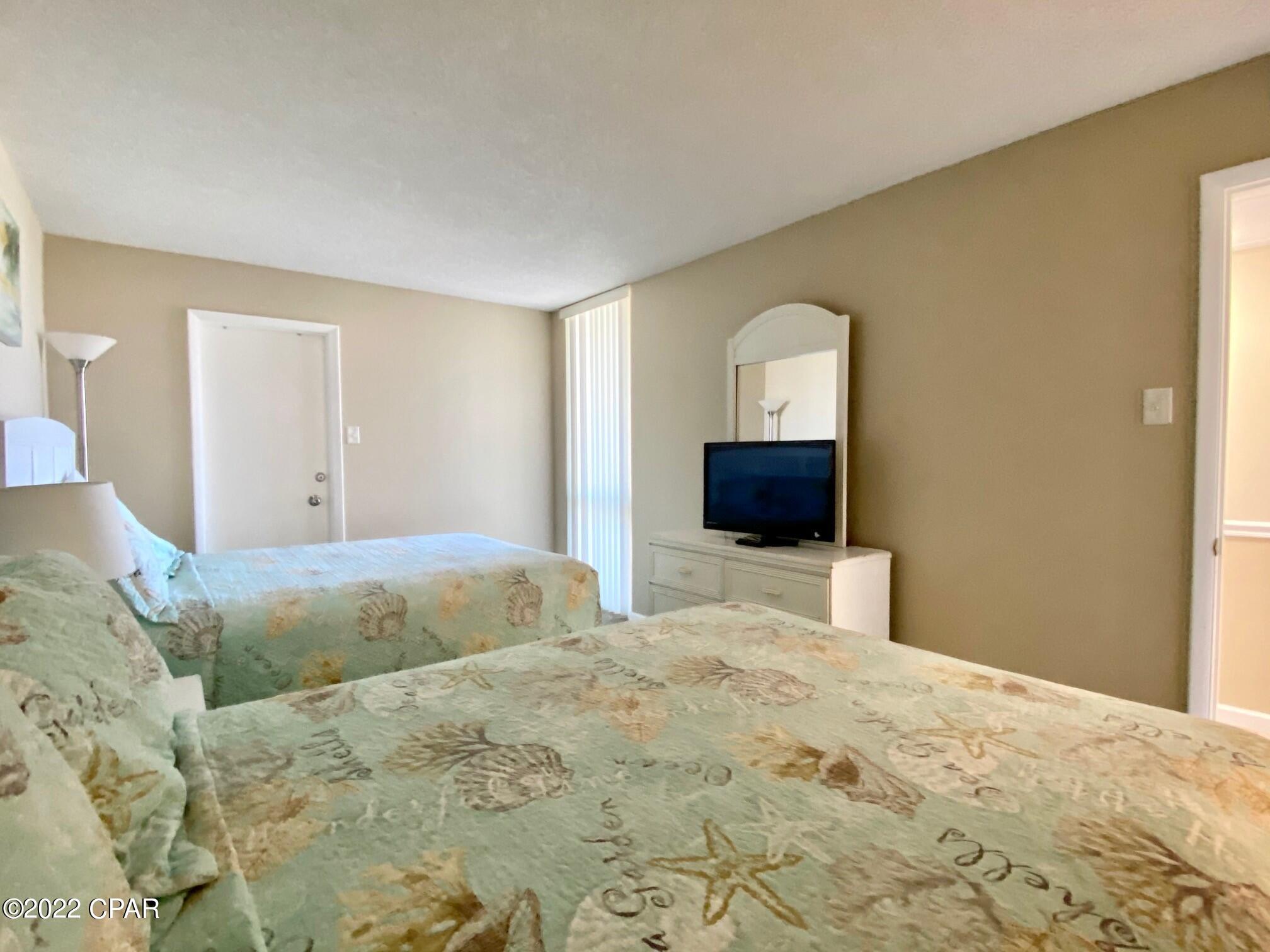 Pelican Walk - Residential