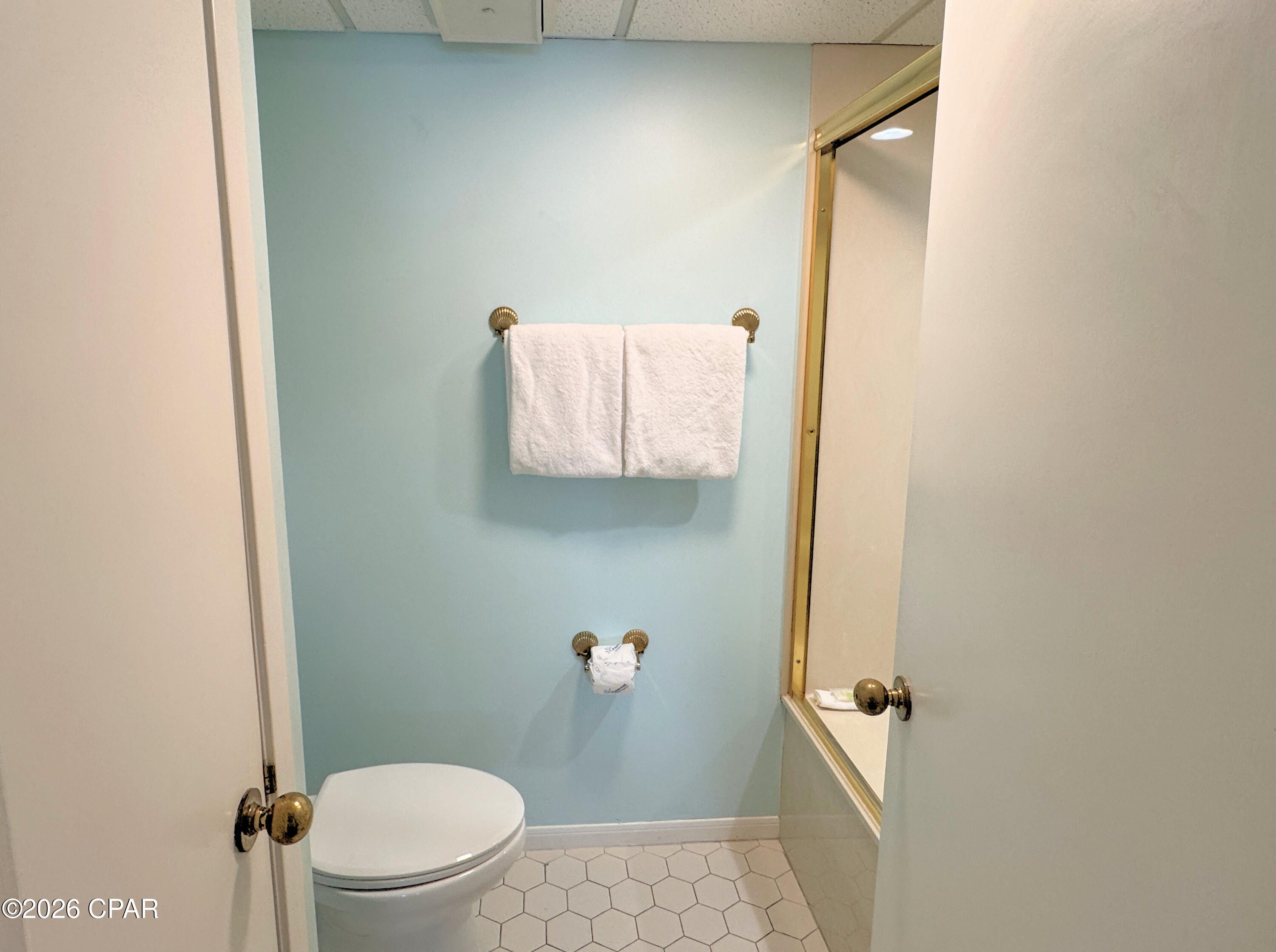 River Oaks Tennis Villas - Residential