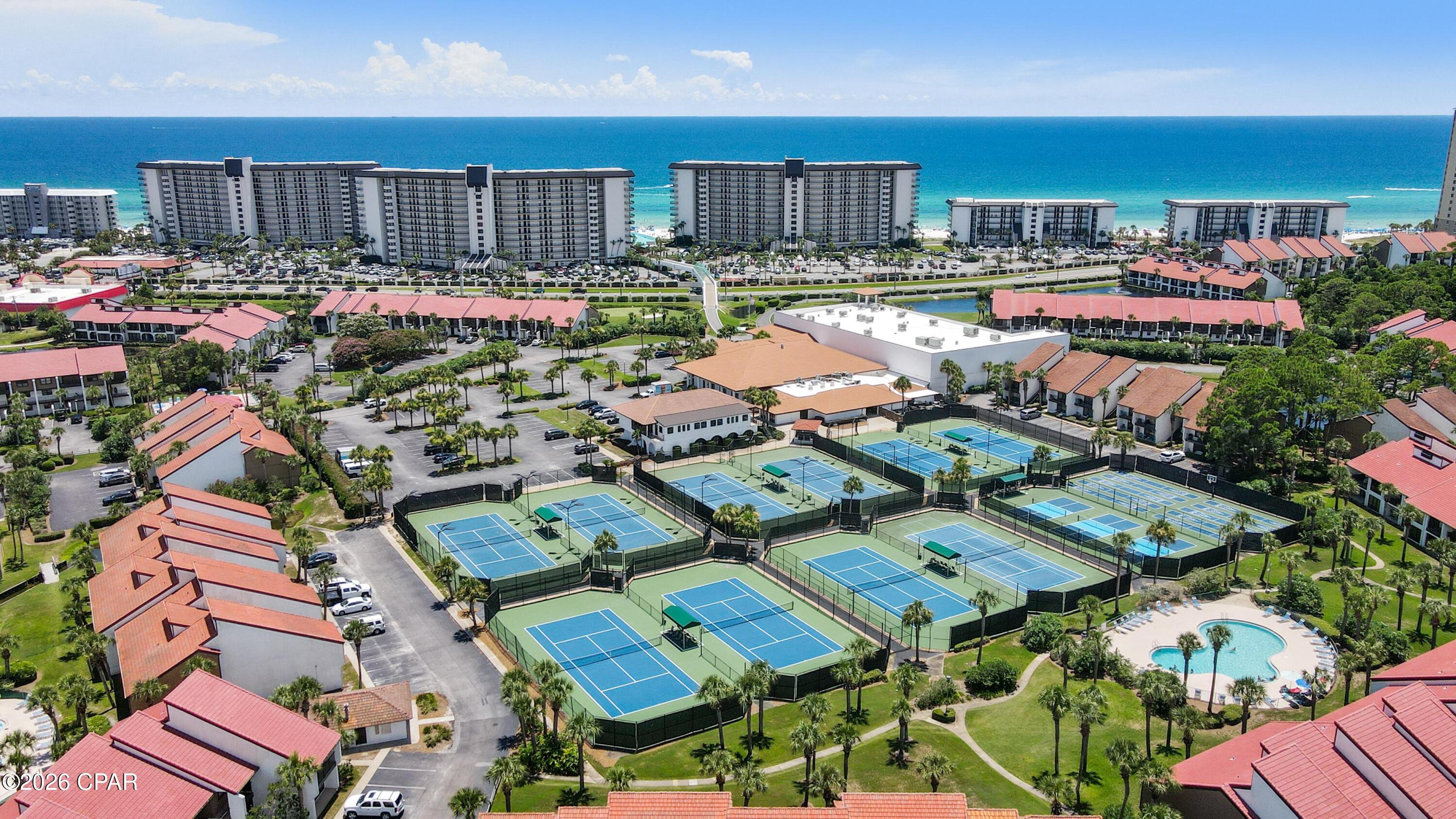 River Oaks Tennis Villas - Residential