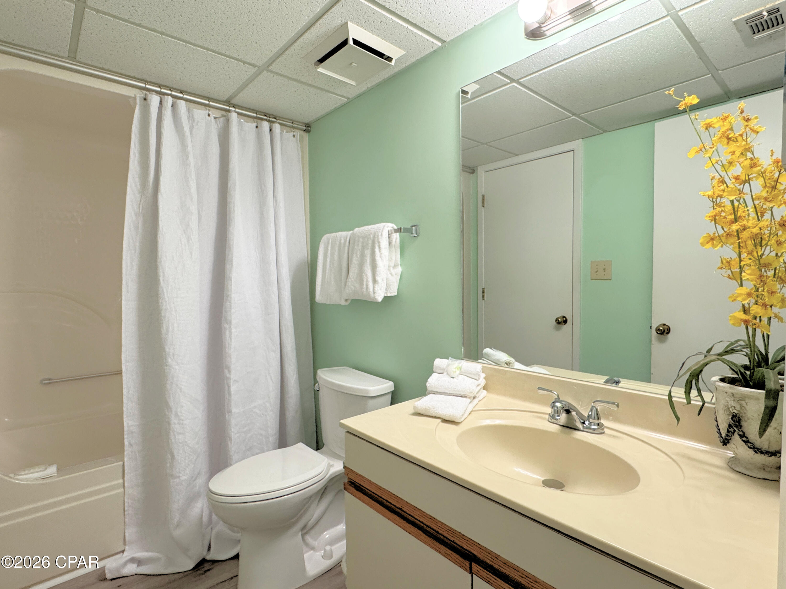 River Oaks Tennis Villas - Residential