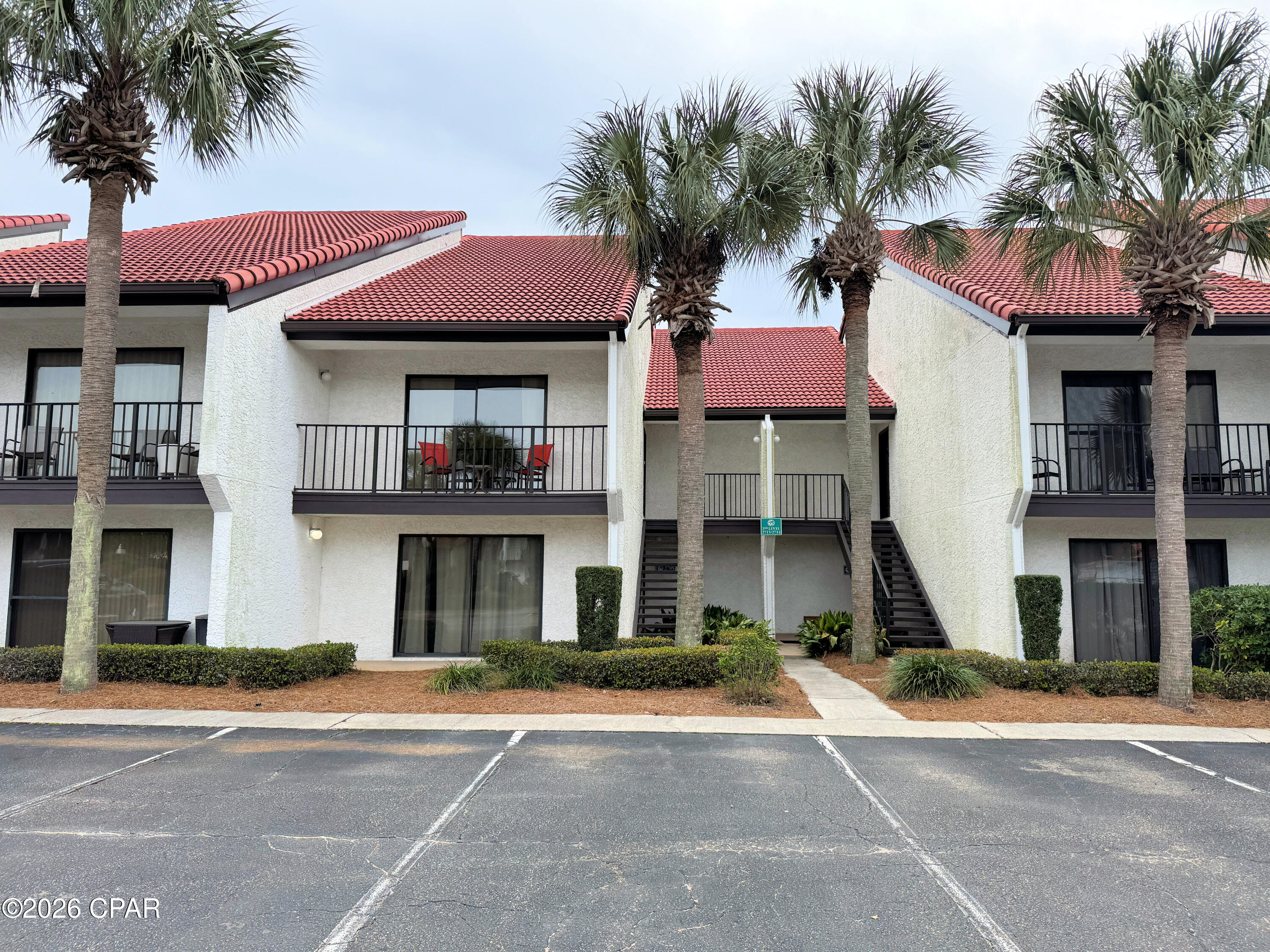 River Oaks Tennis Villas - Residential