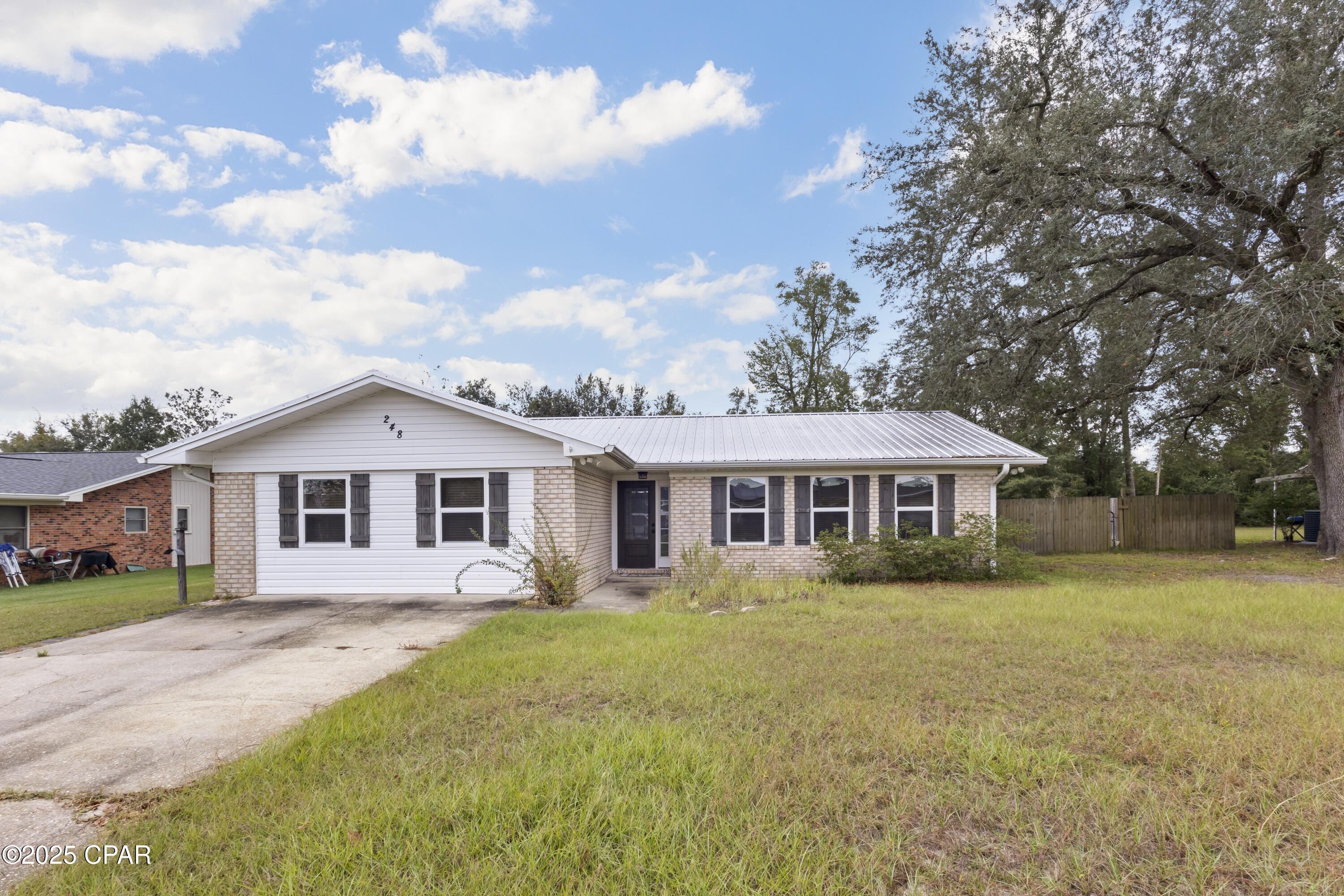 [No Recorded Subdiv] - Residential