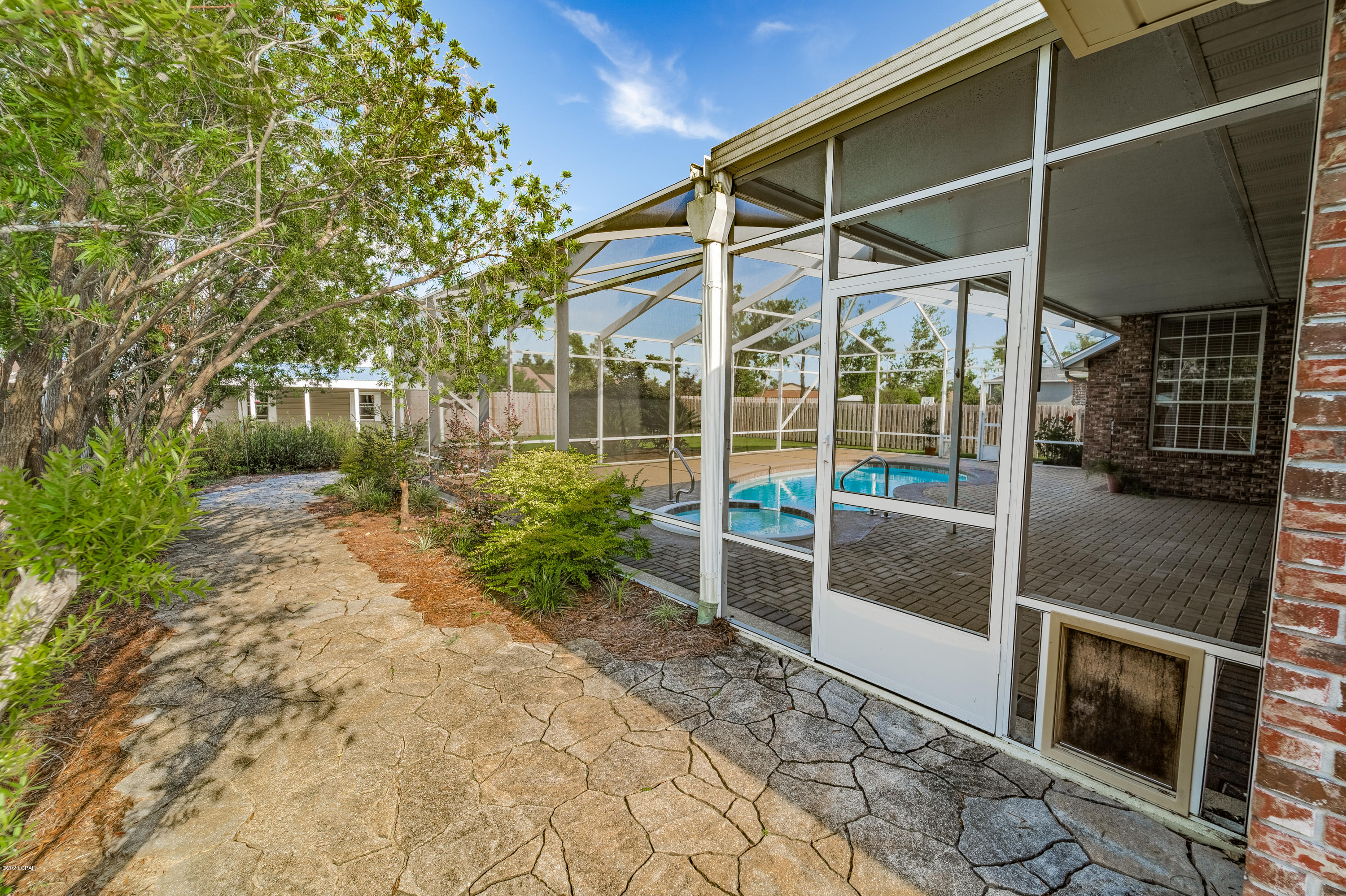 Huntington Ridge - Residential